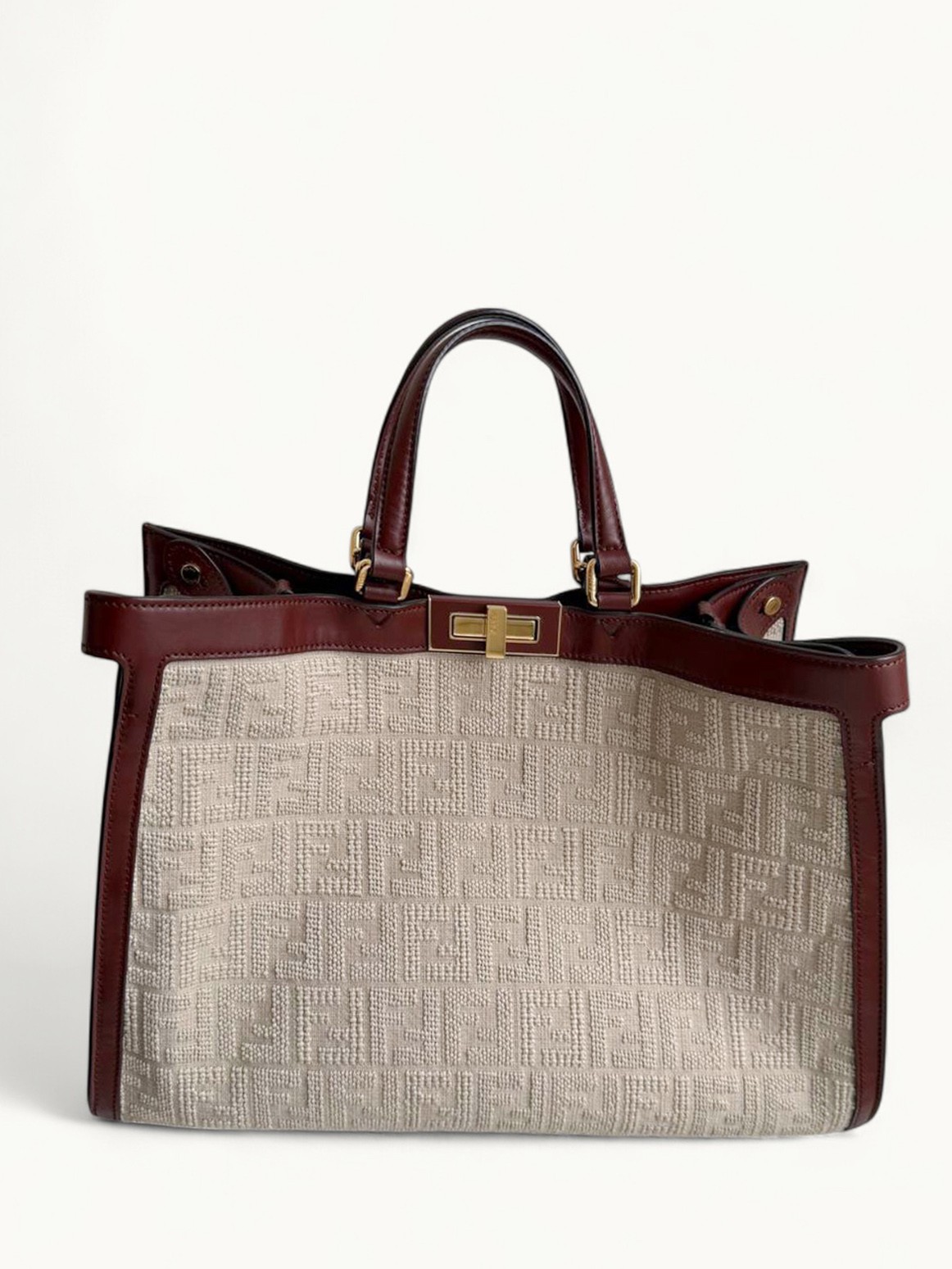 Fendi Peekaboo  0