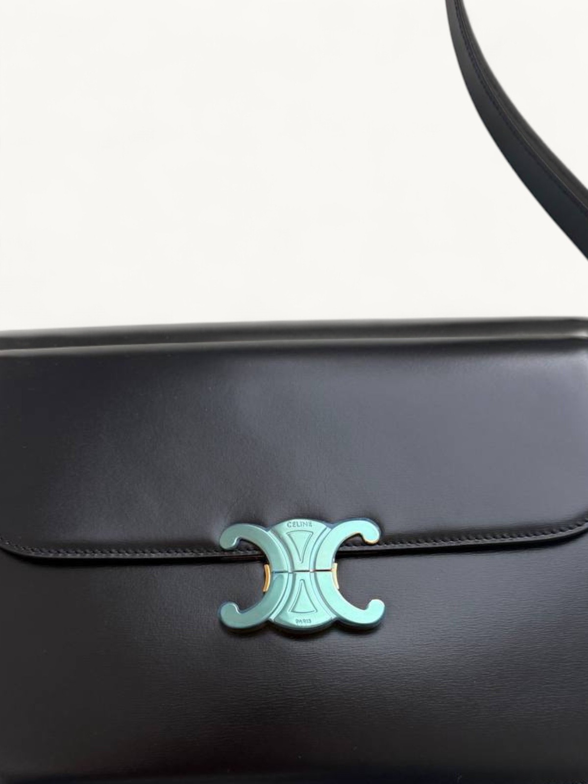 Celine Triomphe 3
