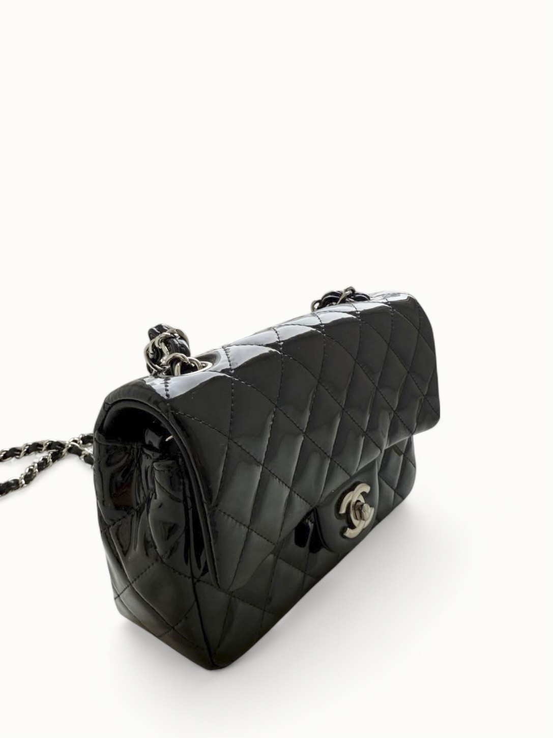 Chanel Timeless Classic 2