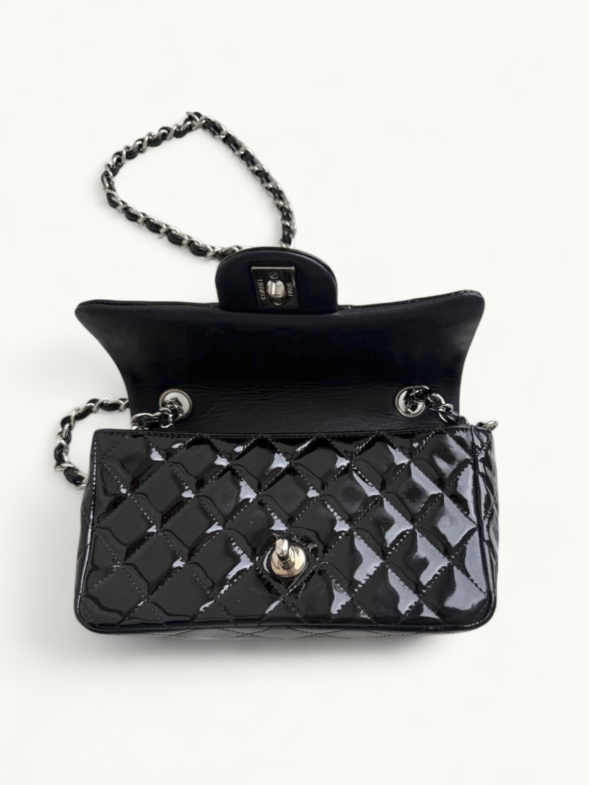 Chanel Timeless Classic 4
