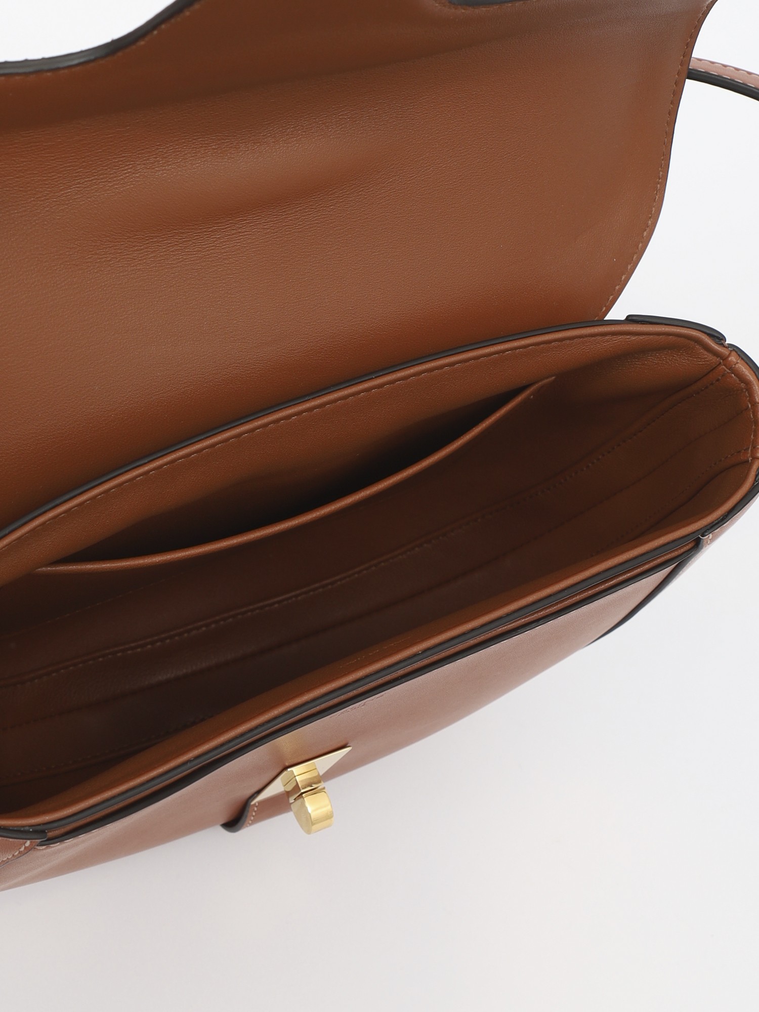 Celine 16 10