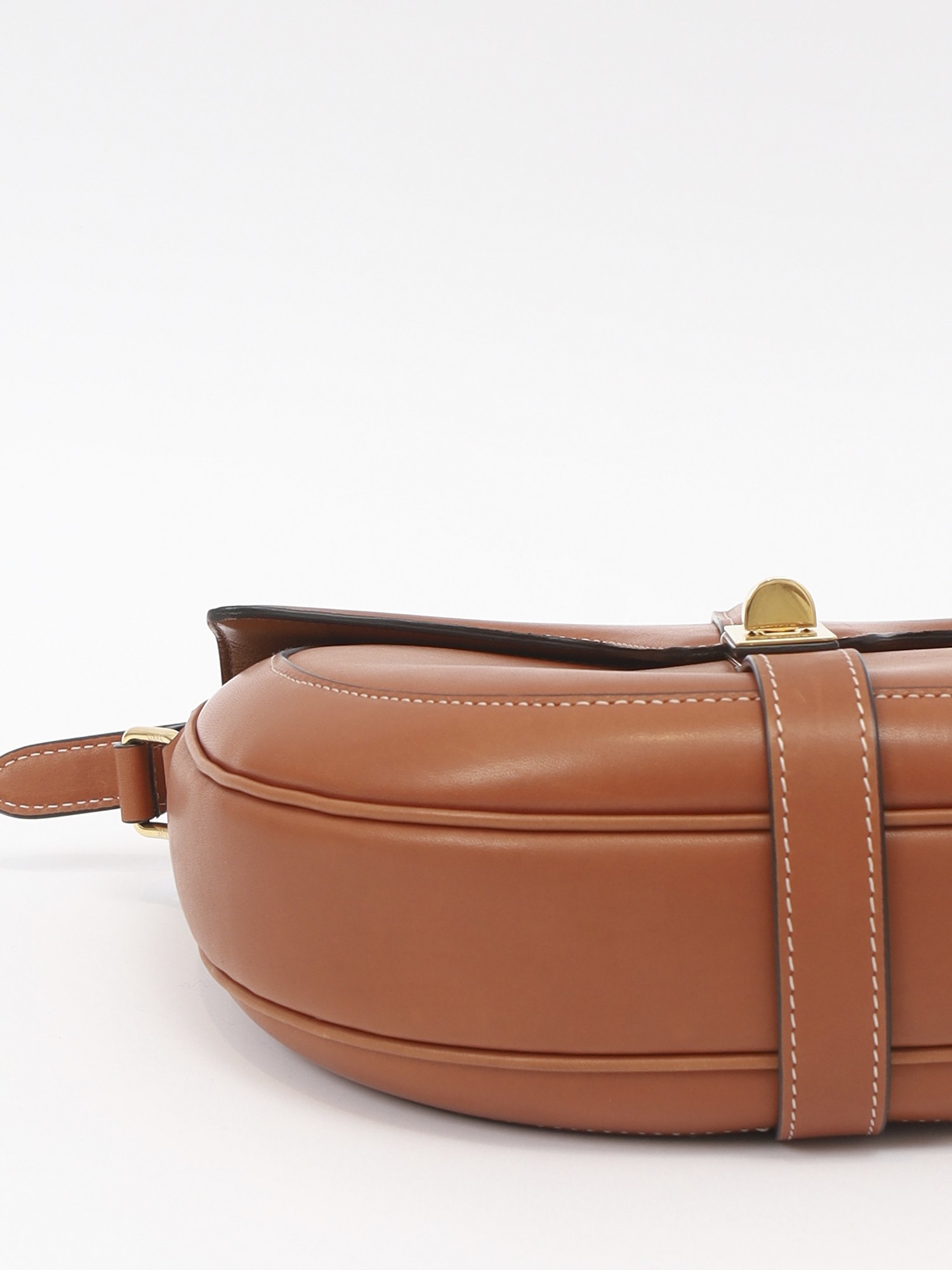 Celine 16 8