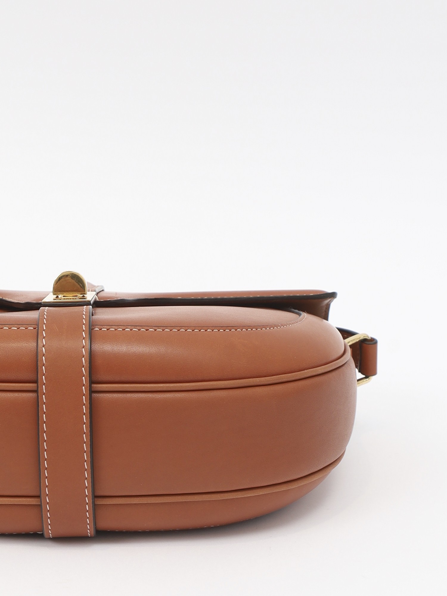 Celine 16 9