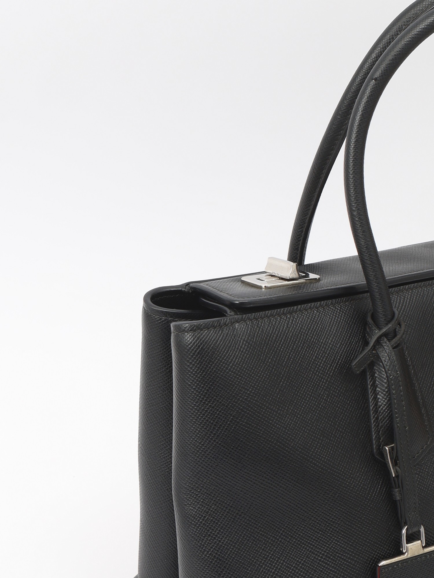 Prada Turnlock 5