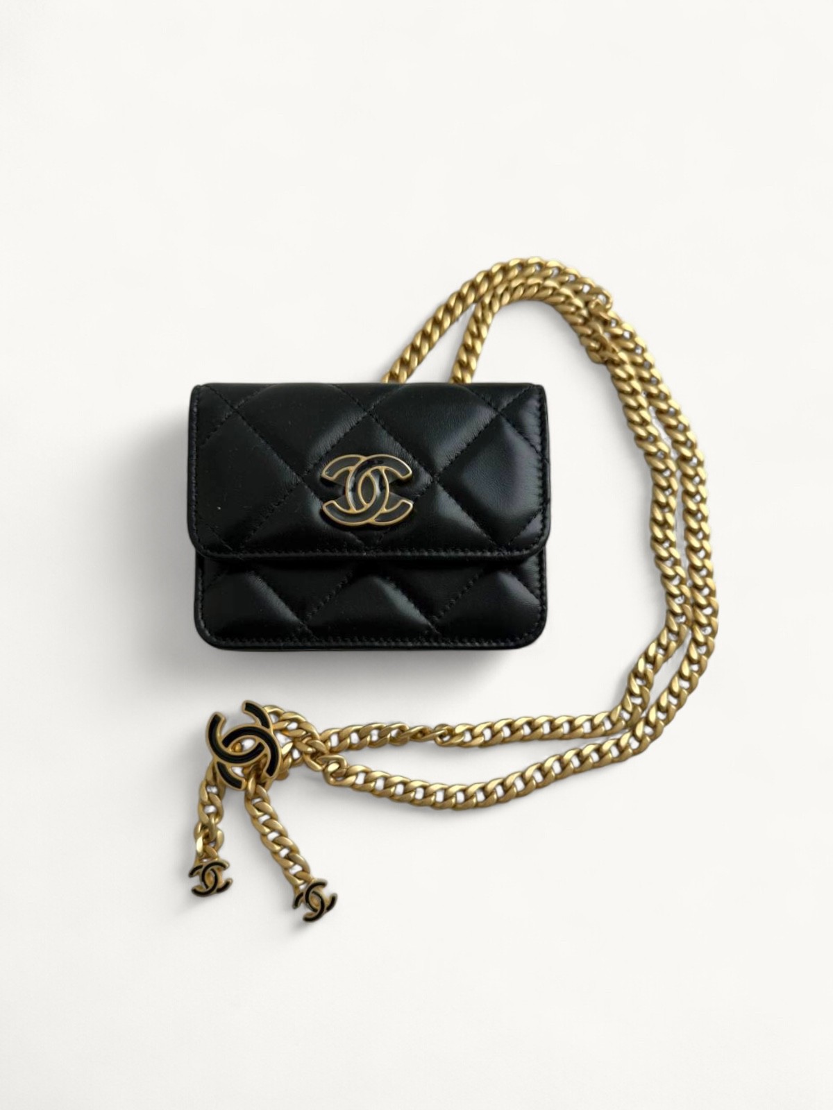 Chanel WOC 0
