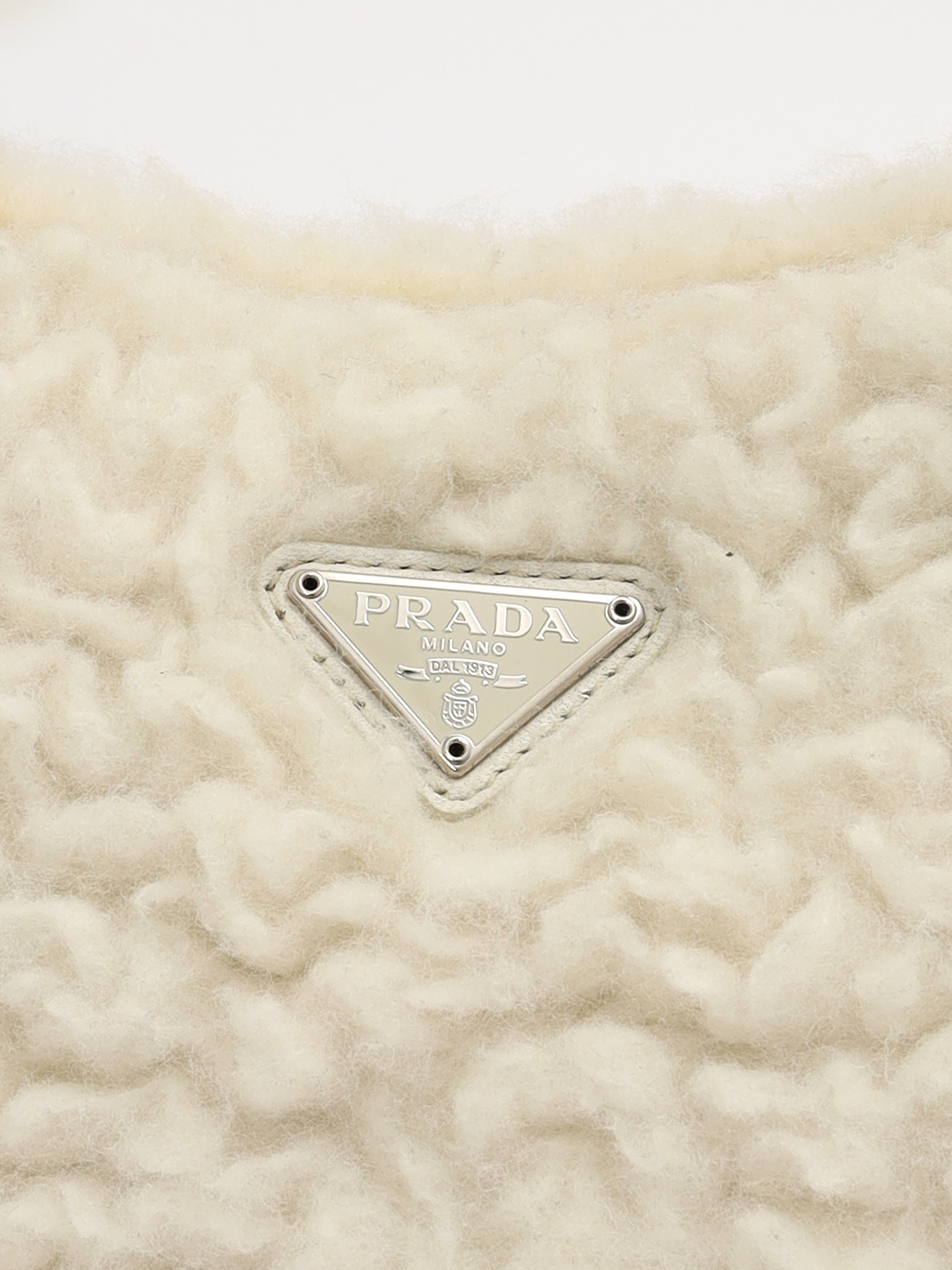 Prada Re-Edition 2000  6