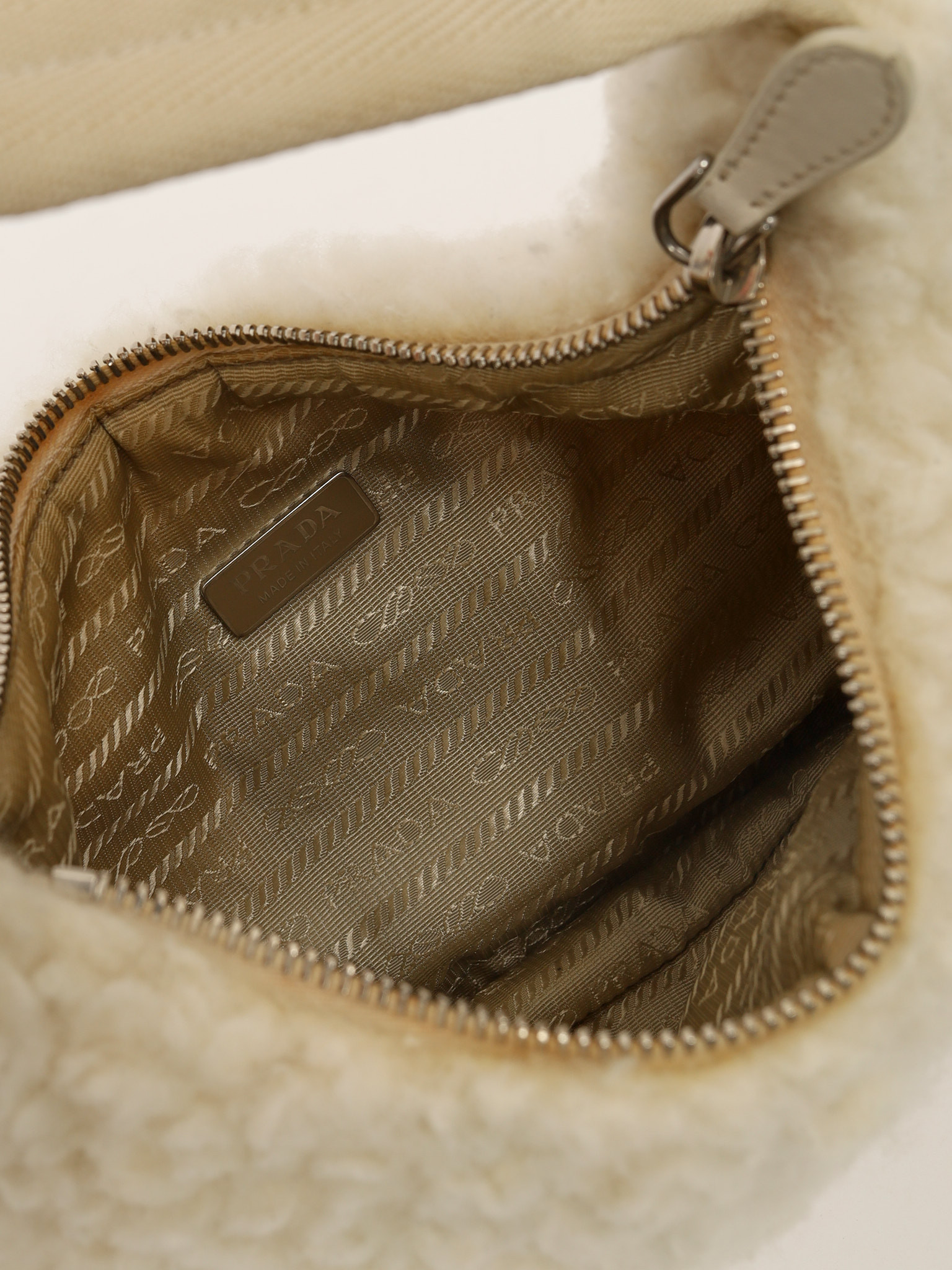 Prada Re-Edition 2000  9