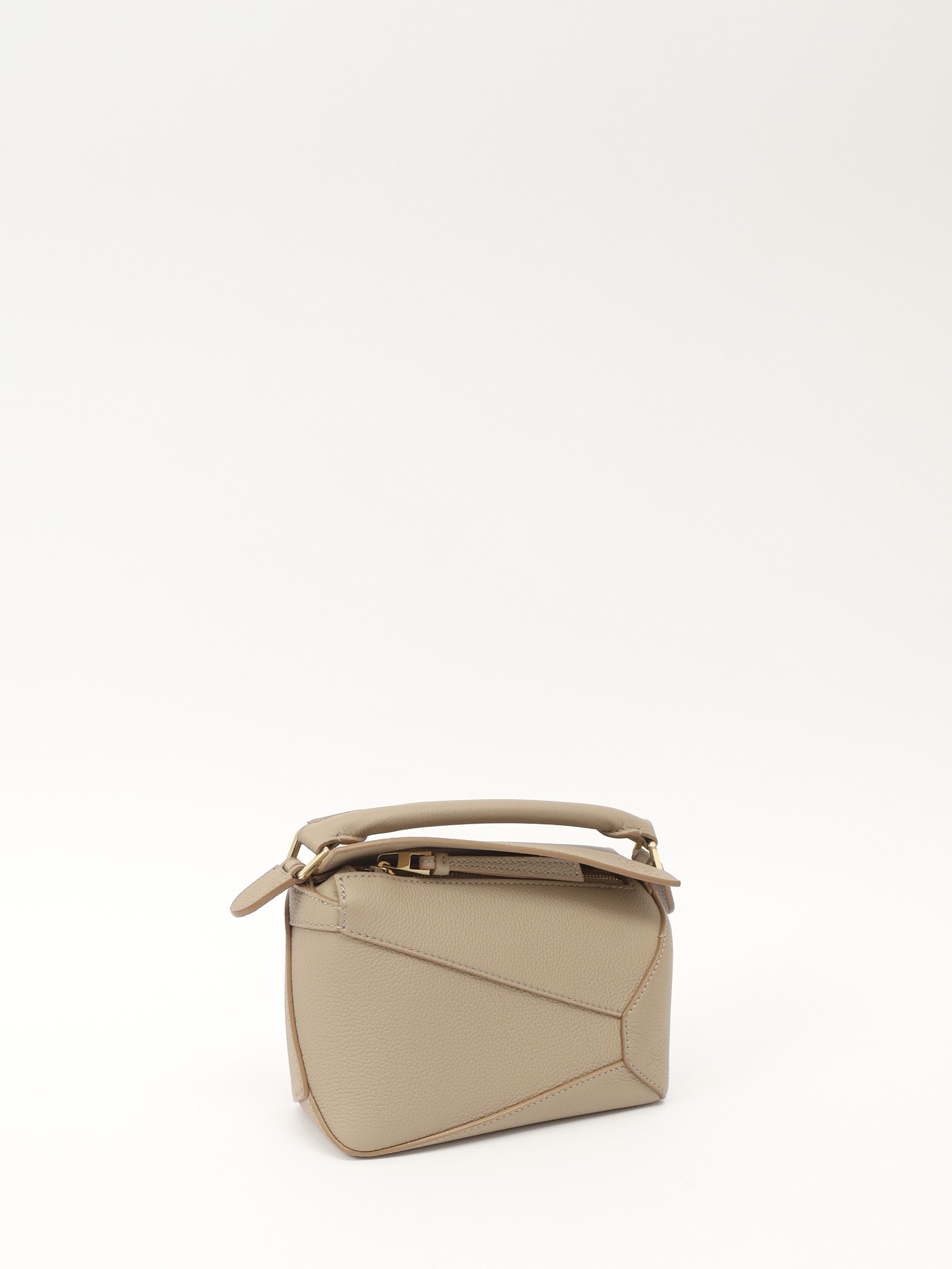 Loewe Puzzle 2