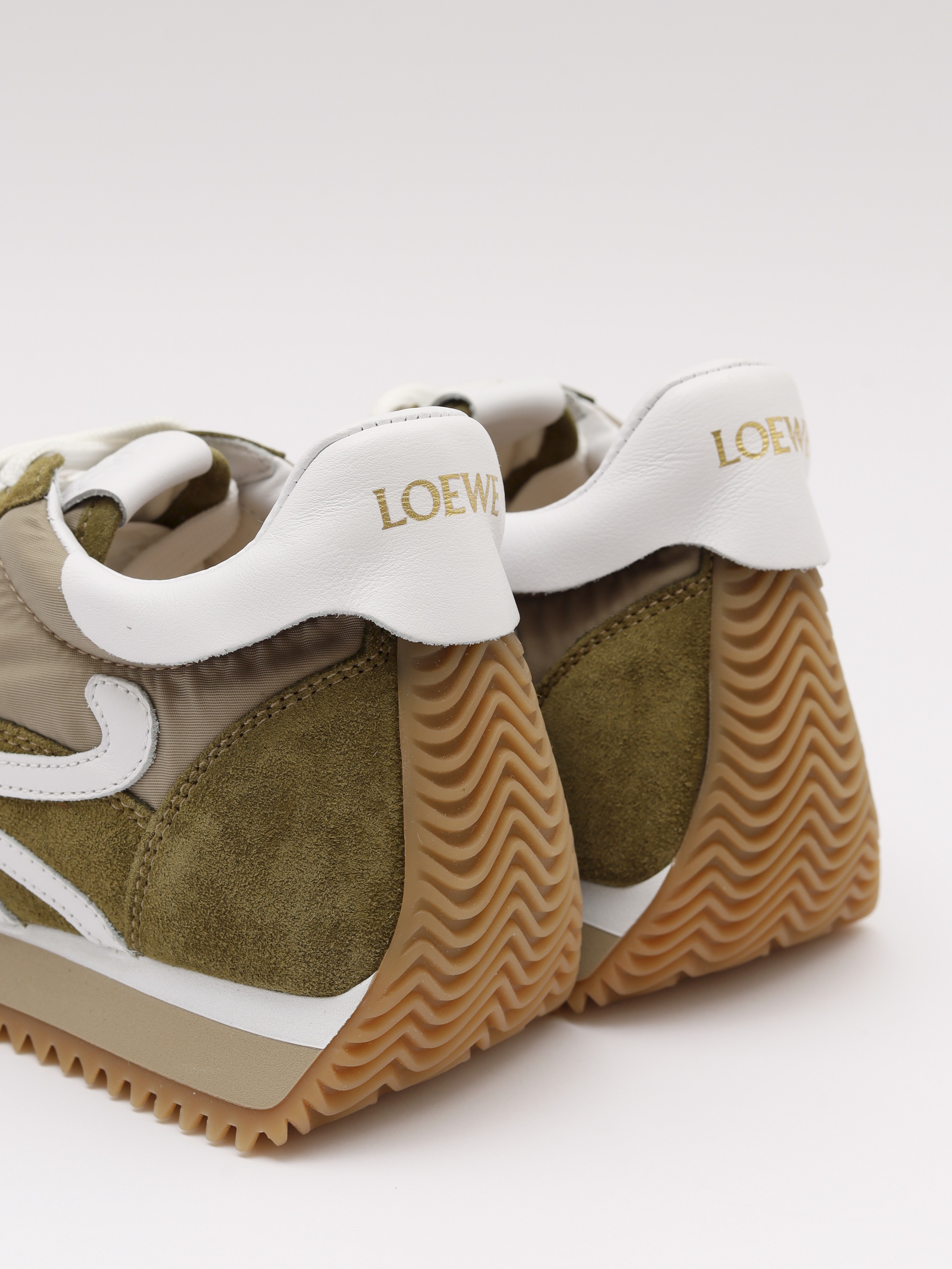 Loewe Flow Runner 35 9