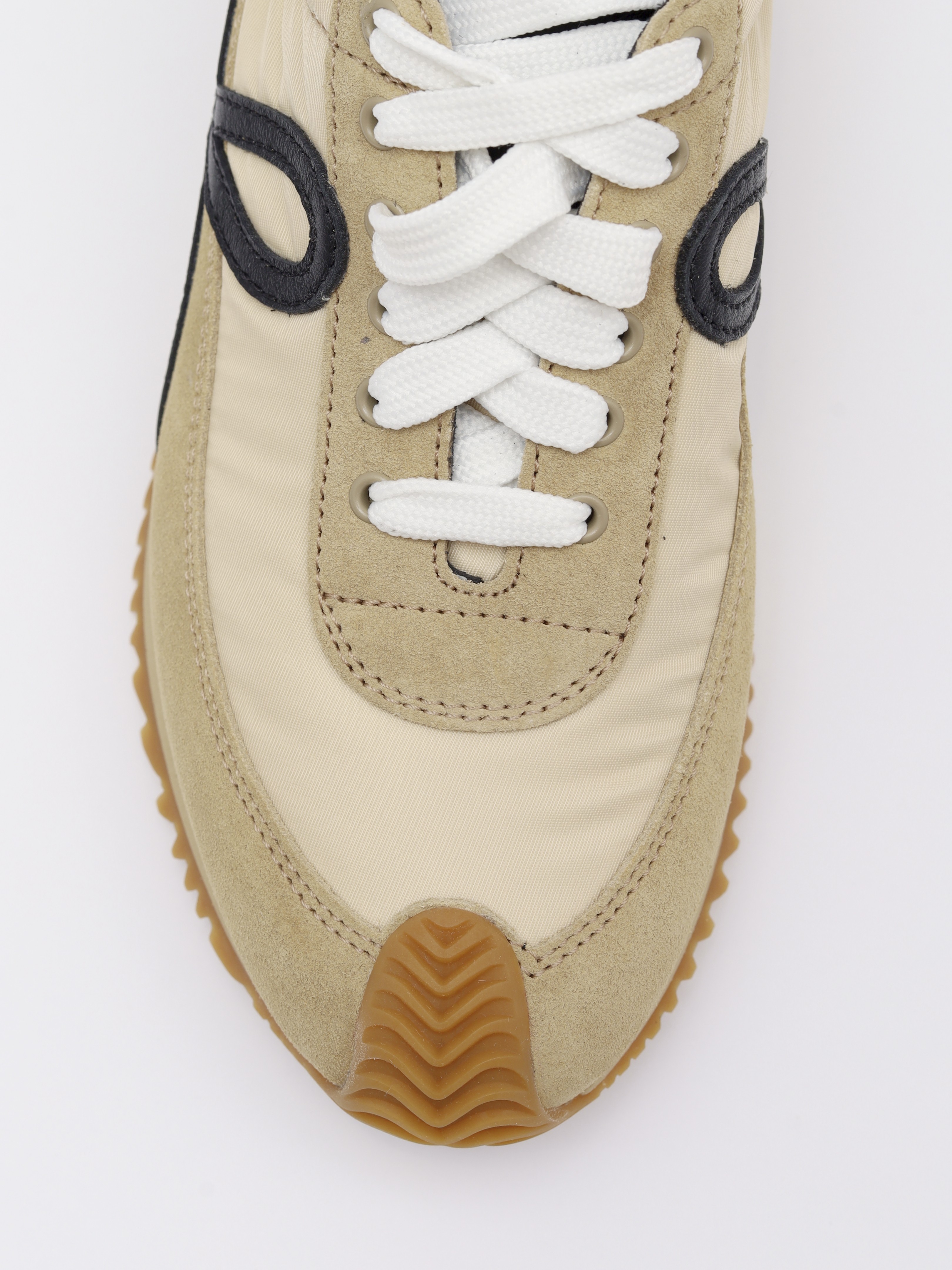 Loewe Flow Runner 36 6