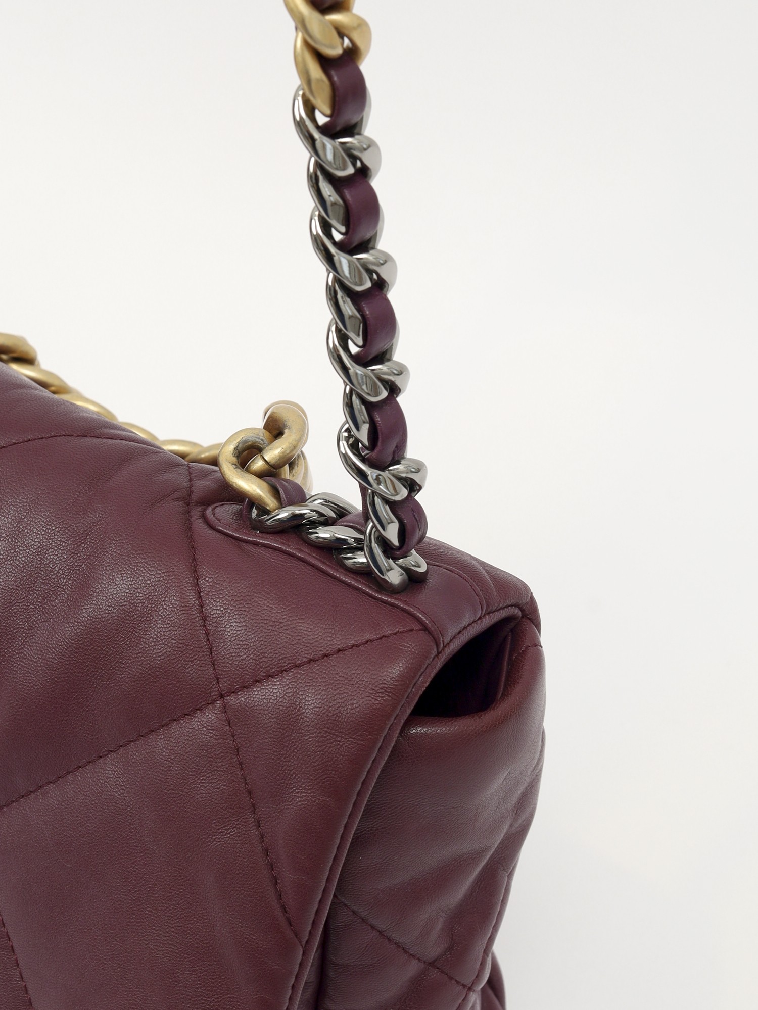 Chanel 19 7