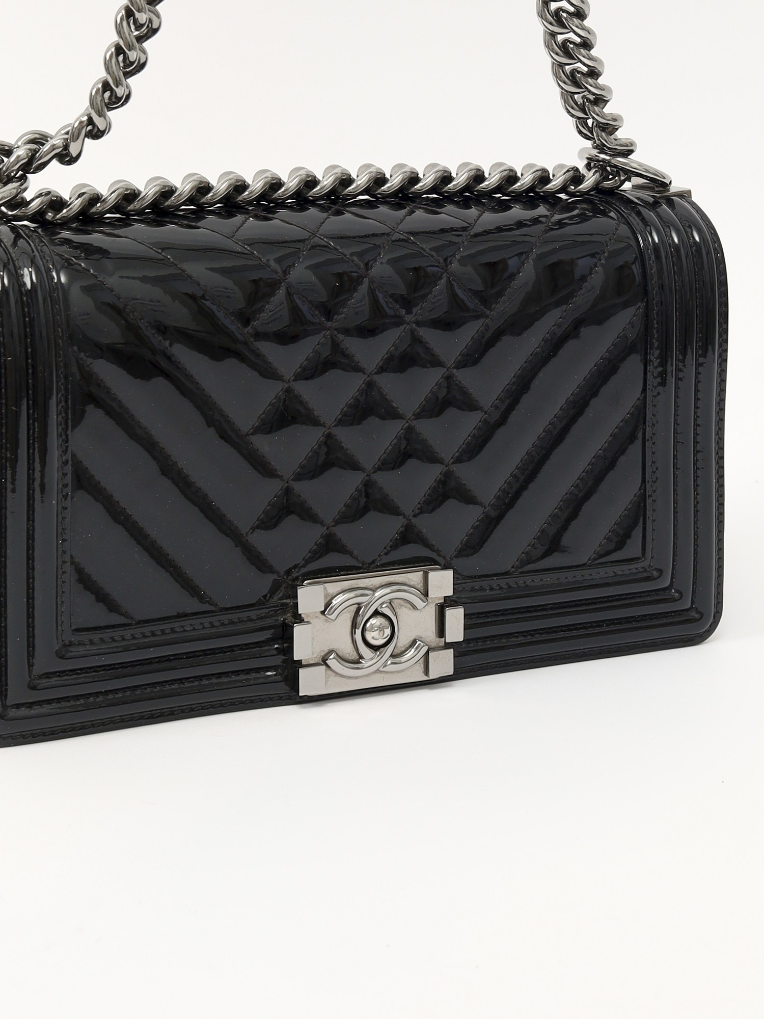 Chanel Boy 5
