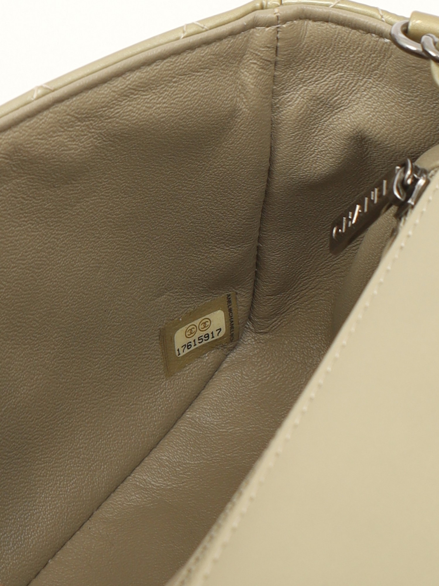 Chanel Timeless Classic 11