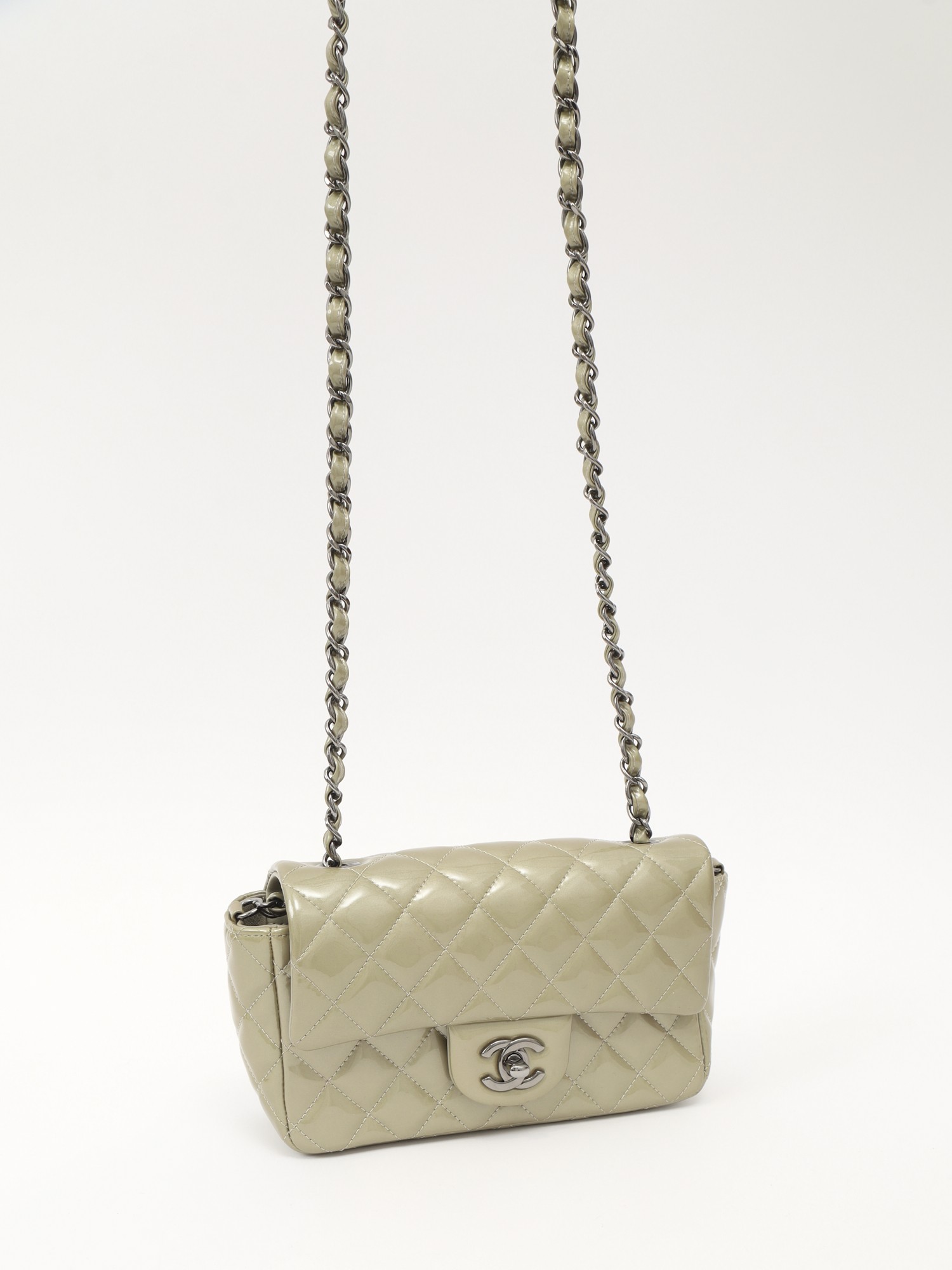 Chanel Timeless Classic 4