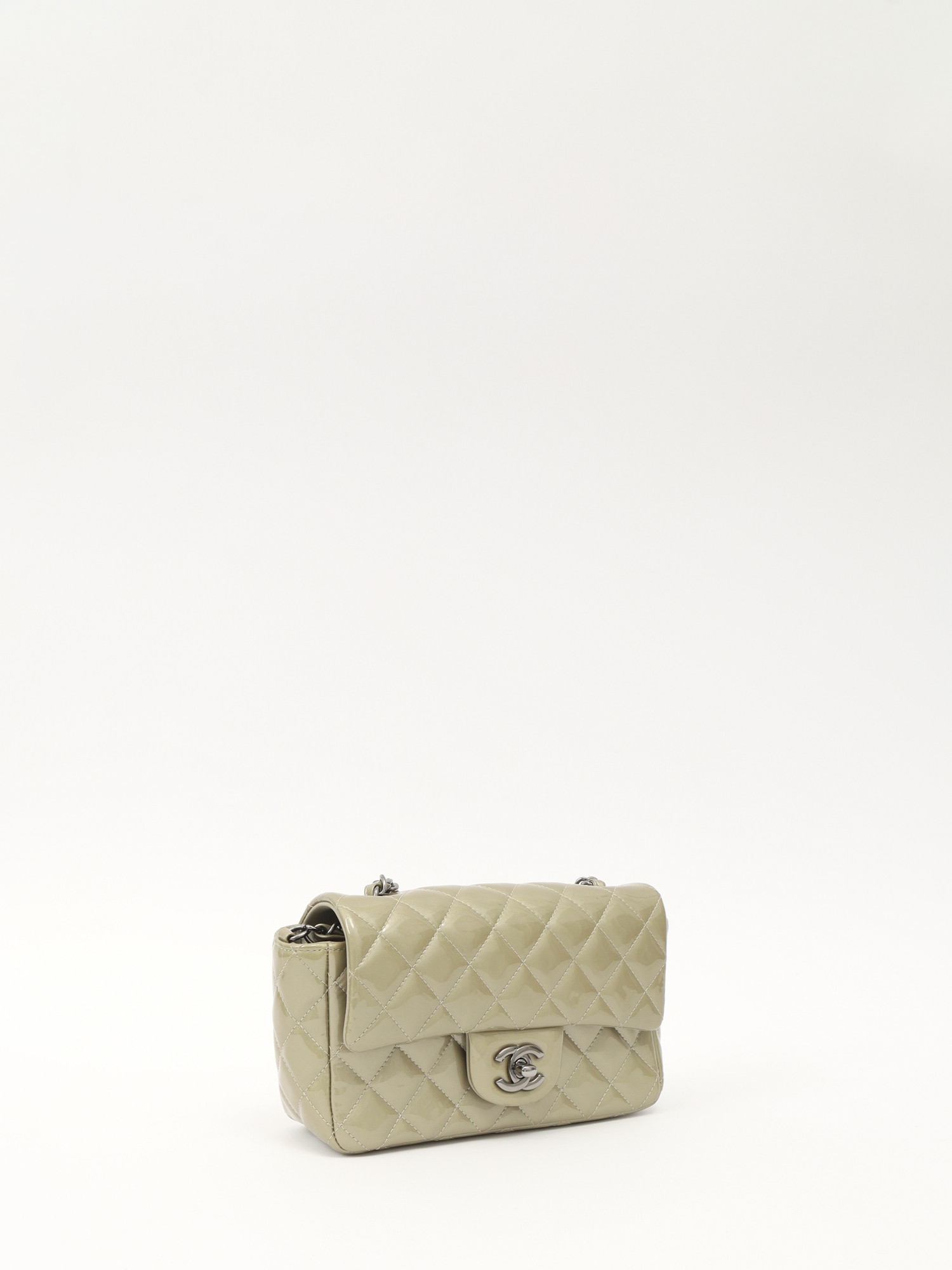 Chanel Timeless Classic 2