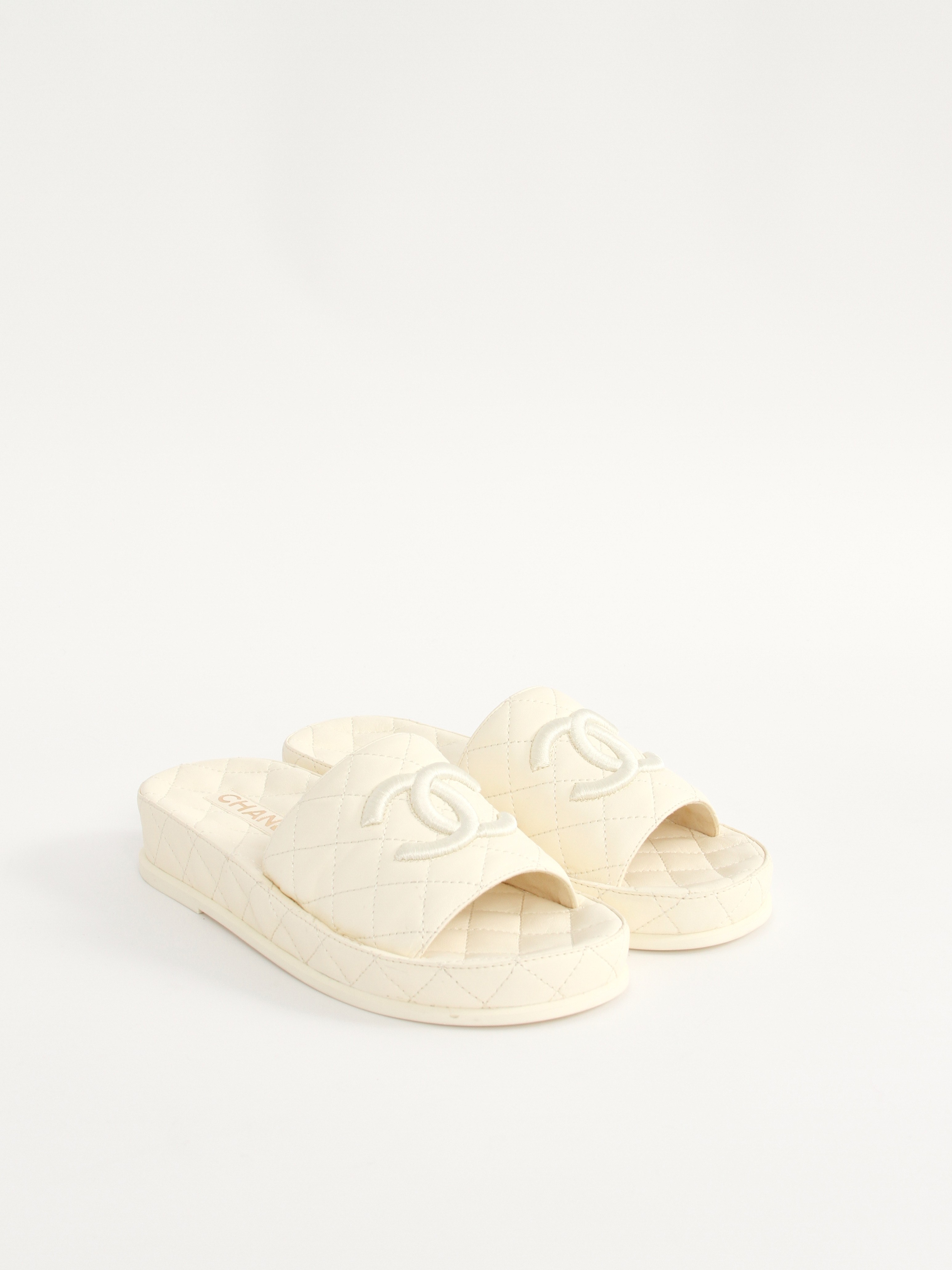 Chanel Shoes 37 2