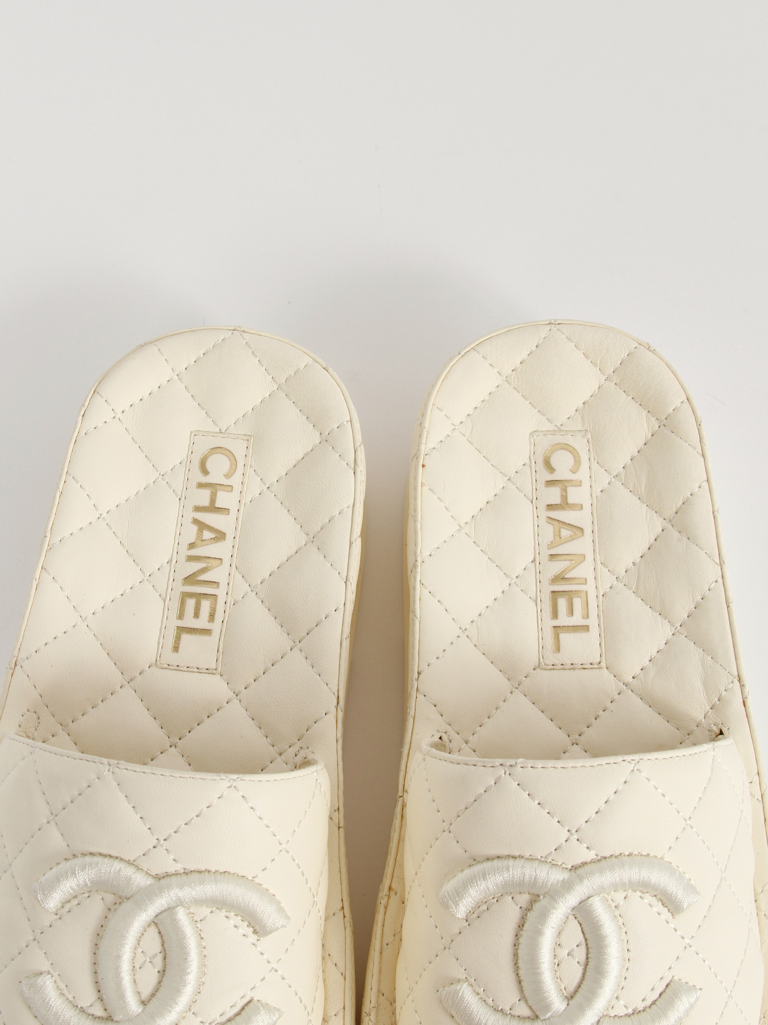 Chanel Shoes 37 7
