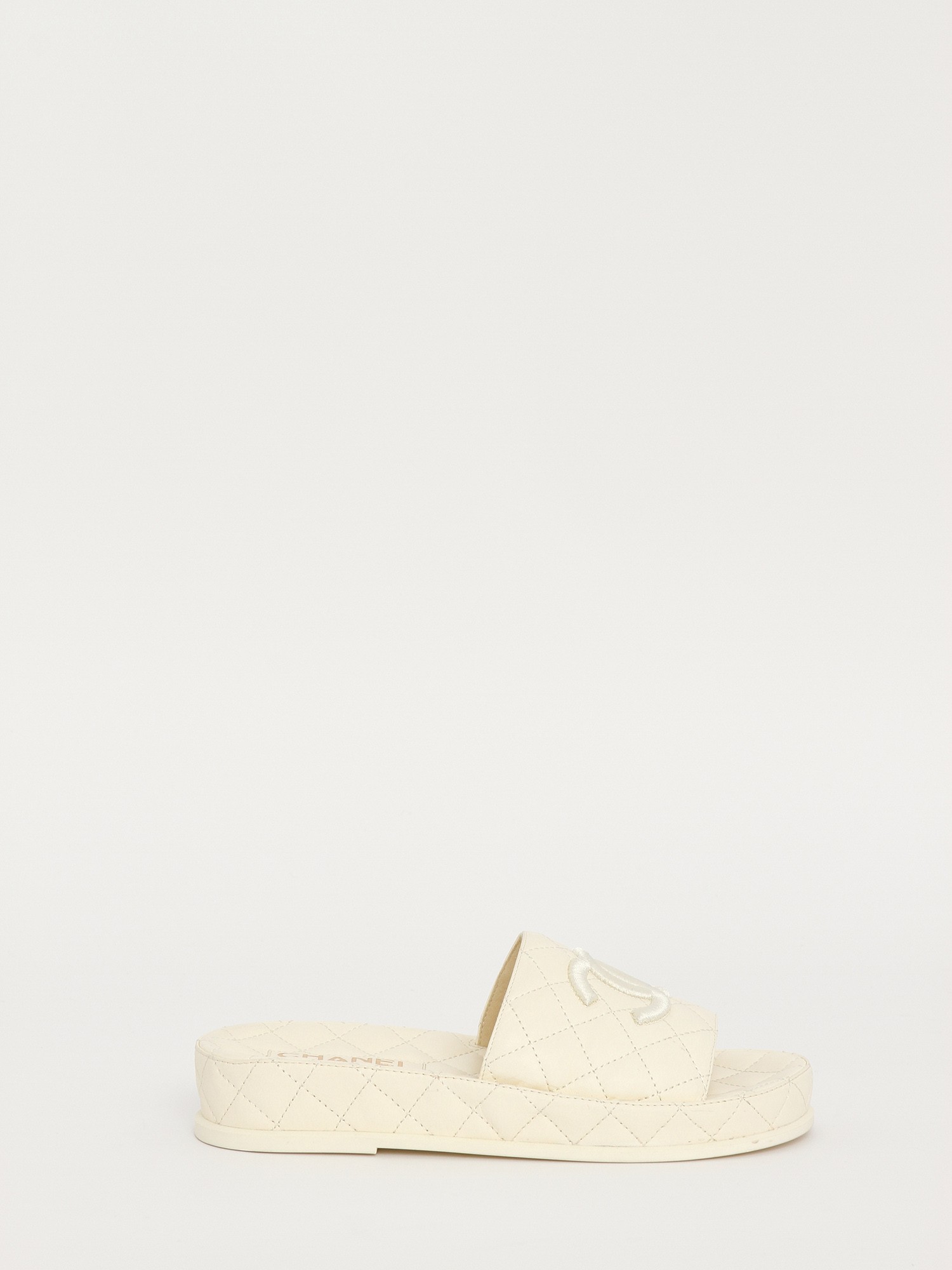 Chanel Shoes 37 0