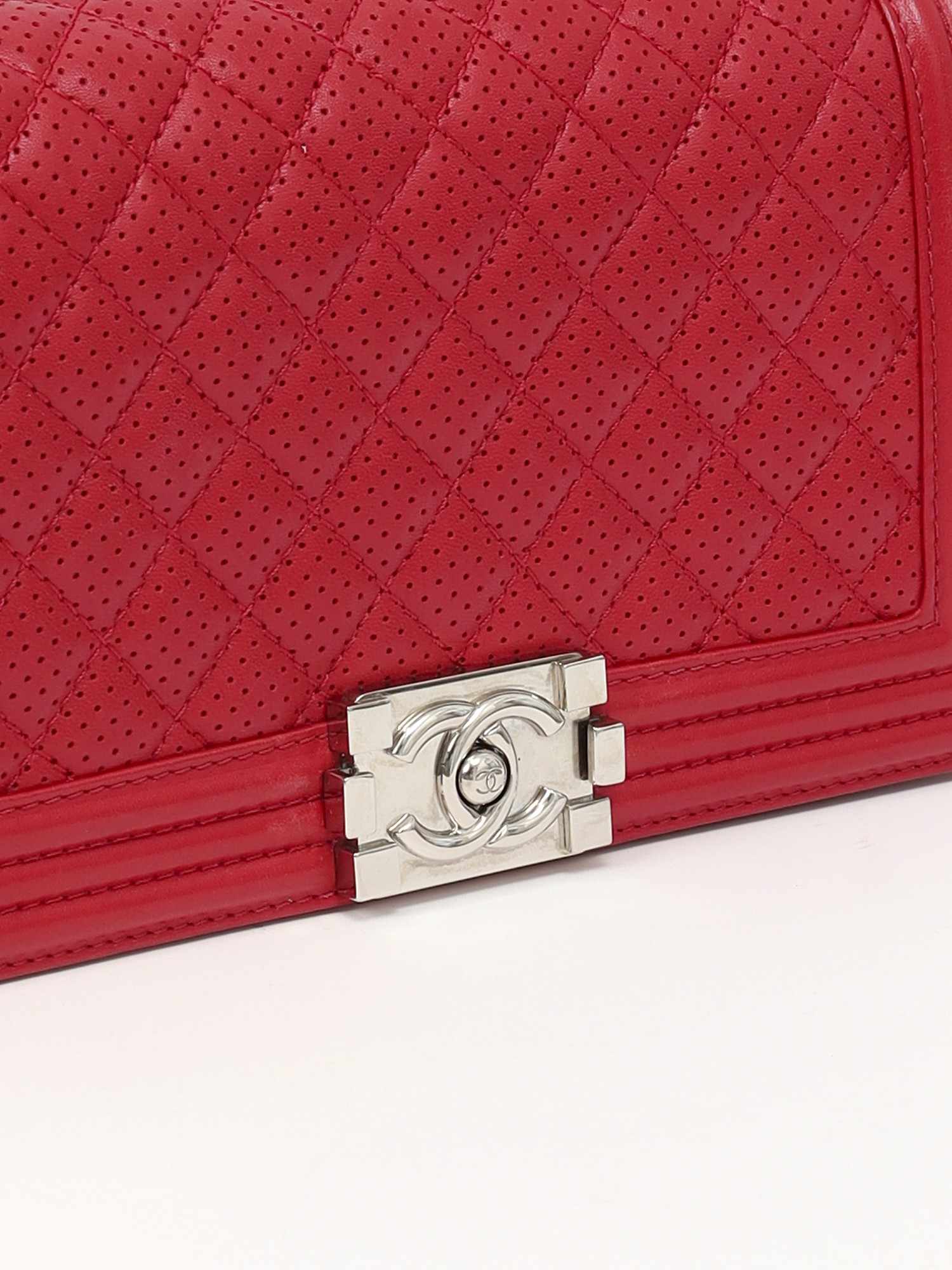 Chanel Boy 5