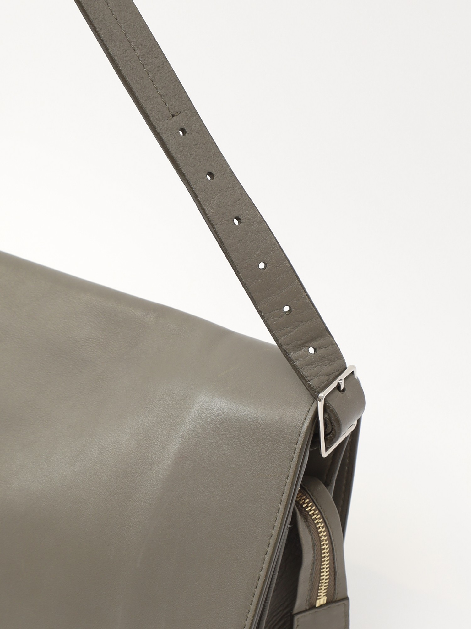 Celine Clasp 6
