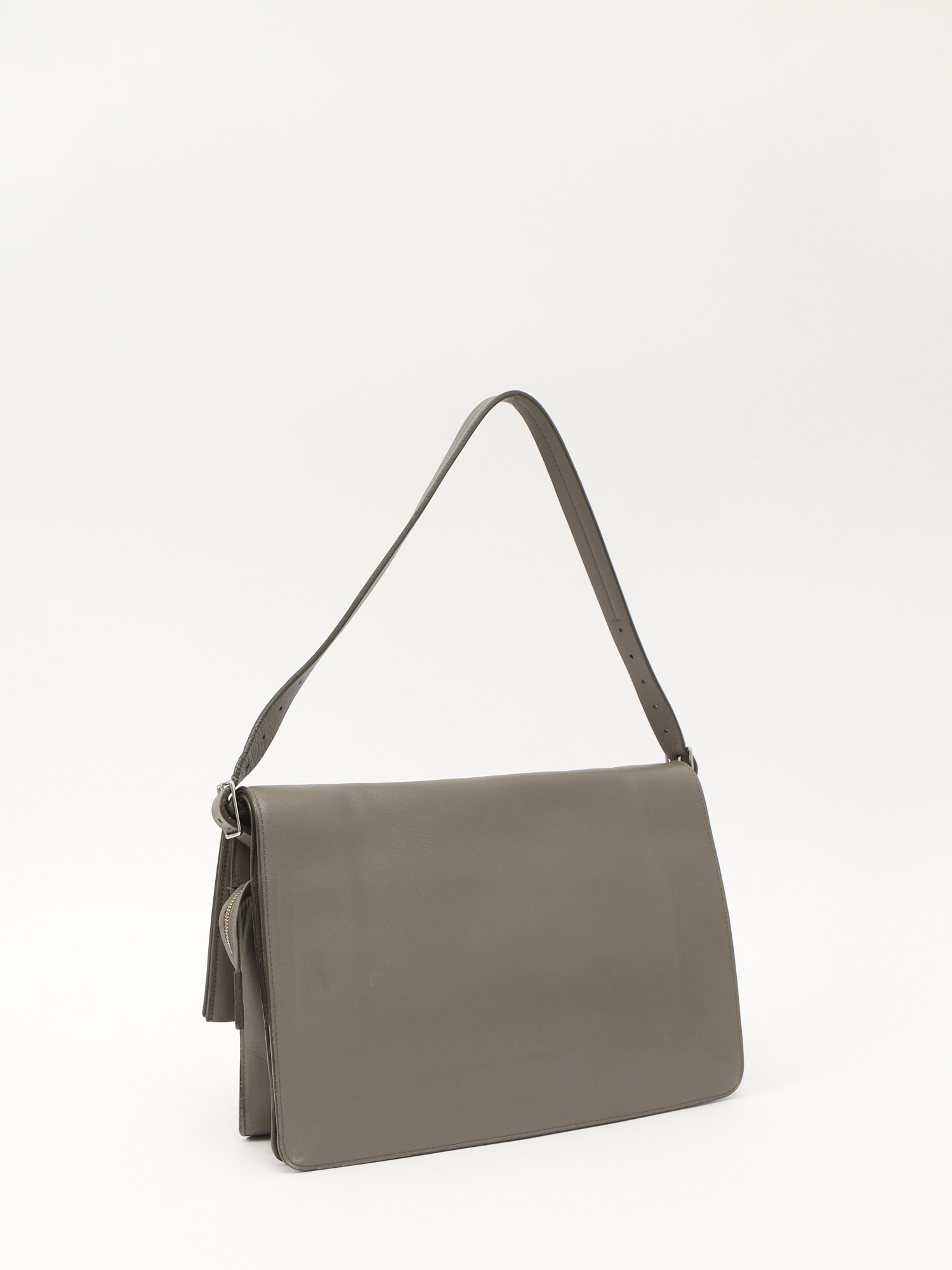 Celine Clasp 3