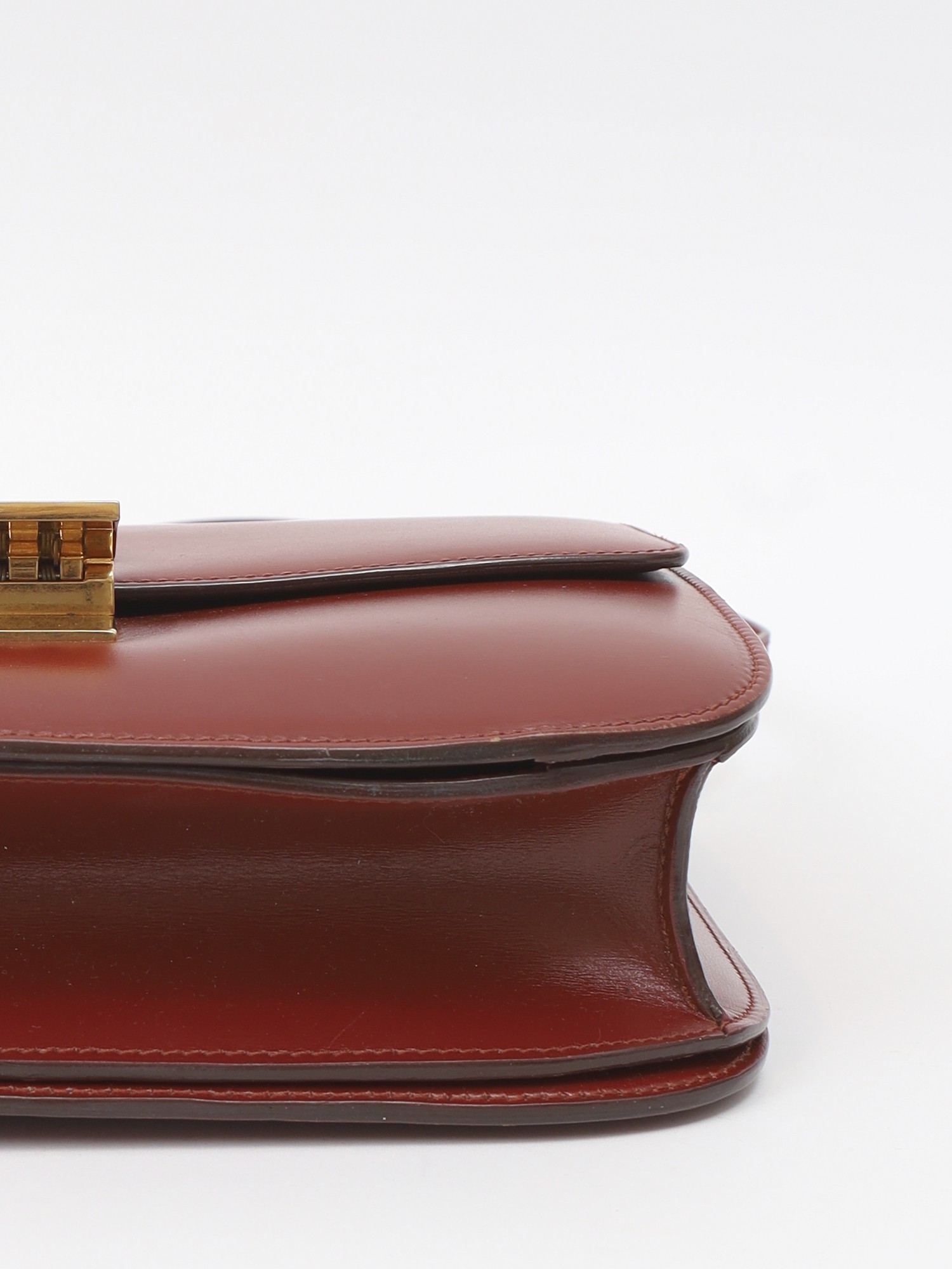 Celine Classic 9