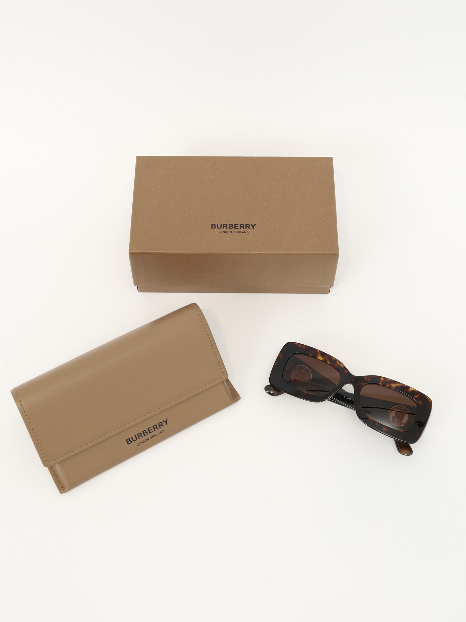 Burberry Sunglasses 2