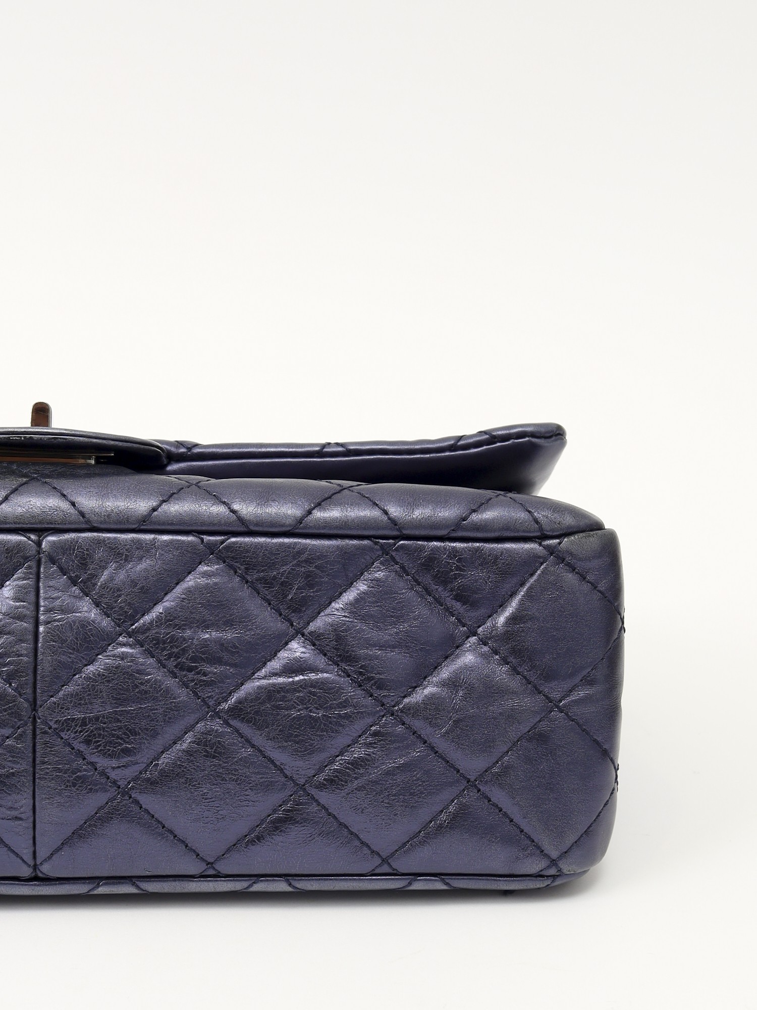 Chanel 2.55 9