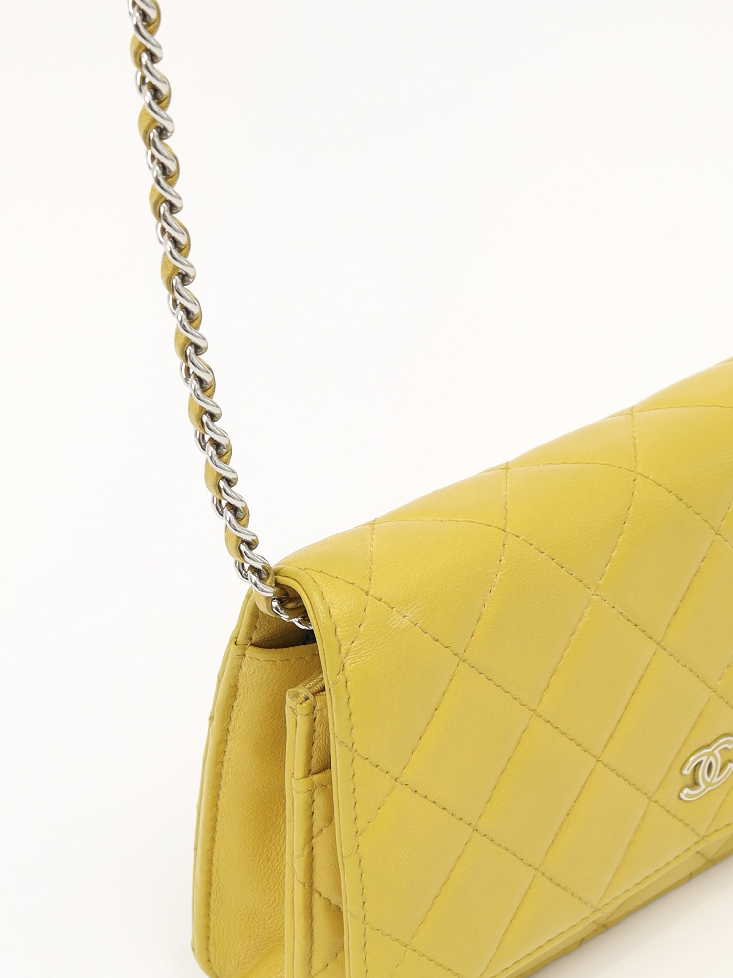 Chanel WOC 6