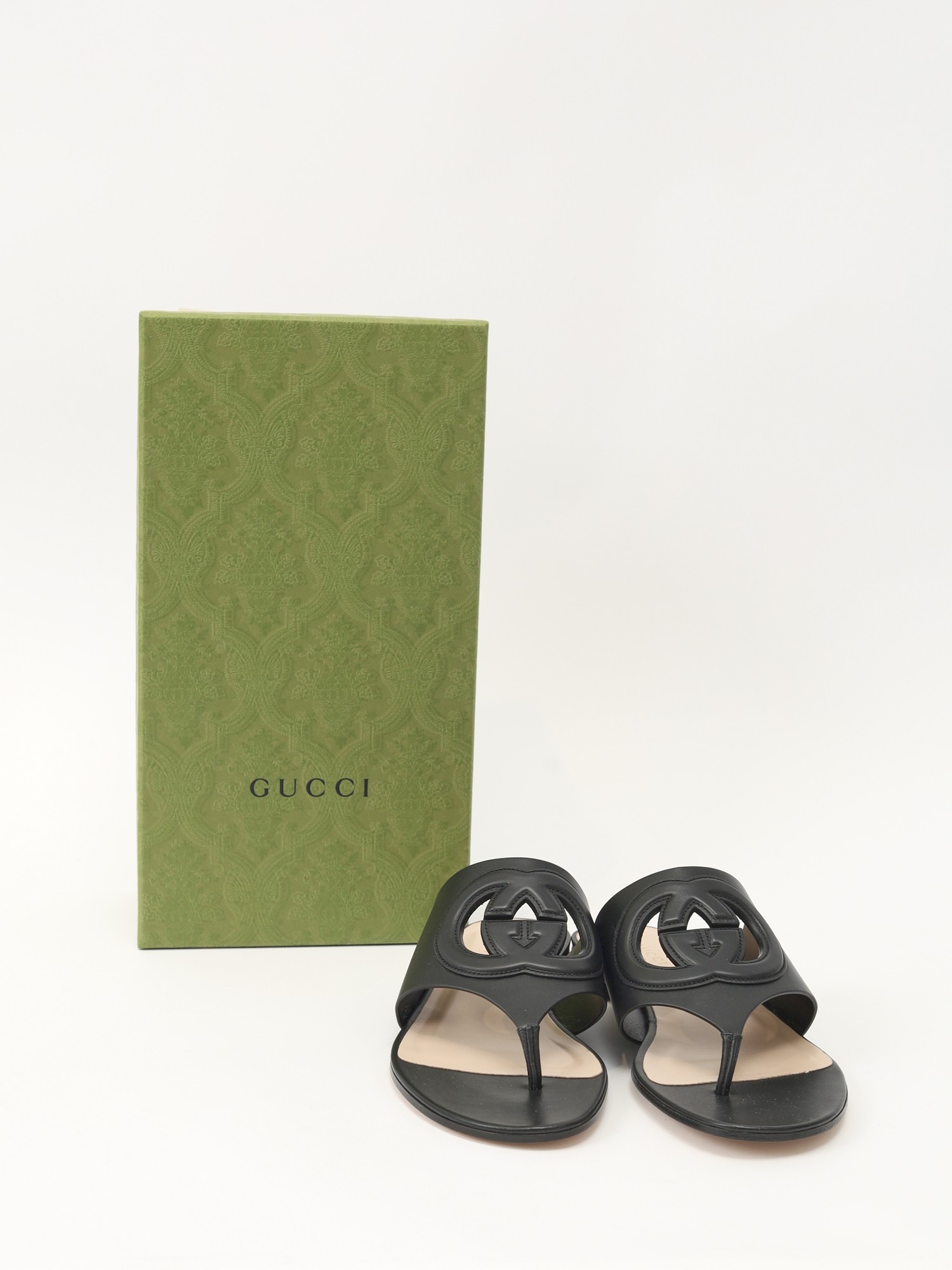 Gucci Shoes 37.5 2