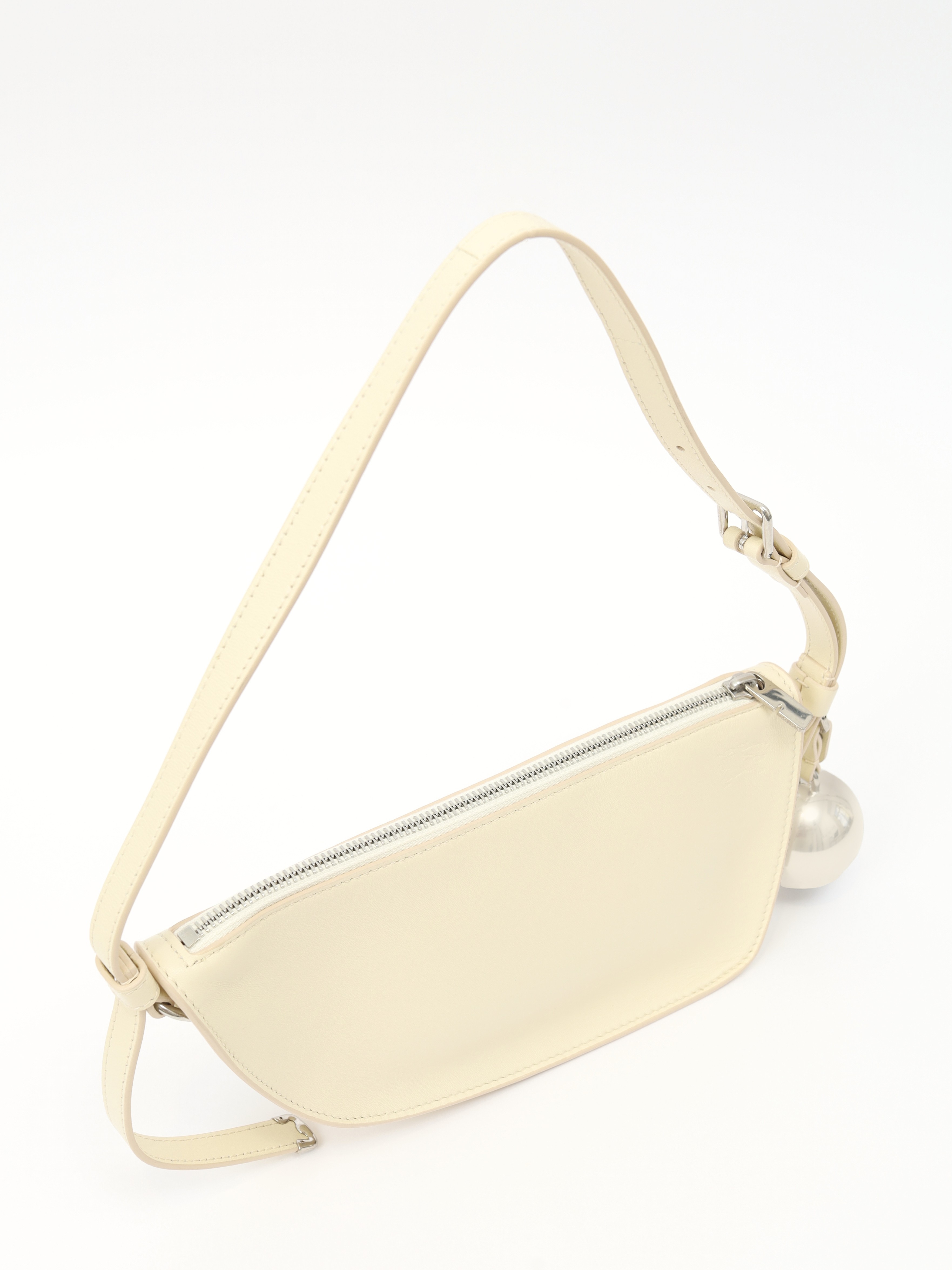 Burberry Shield 4