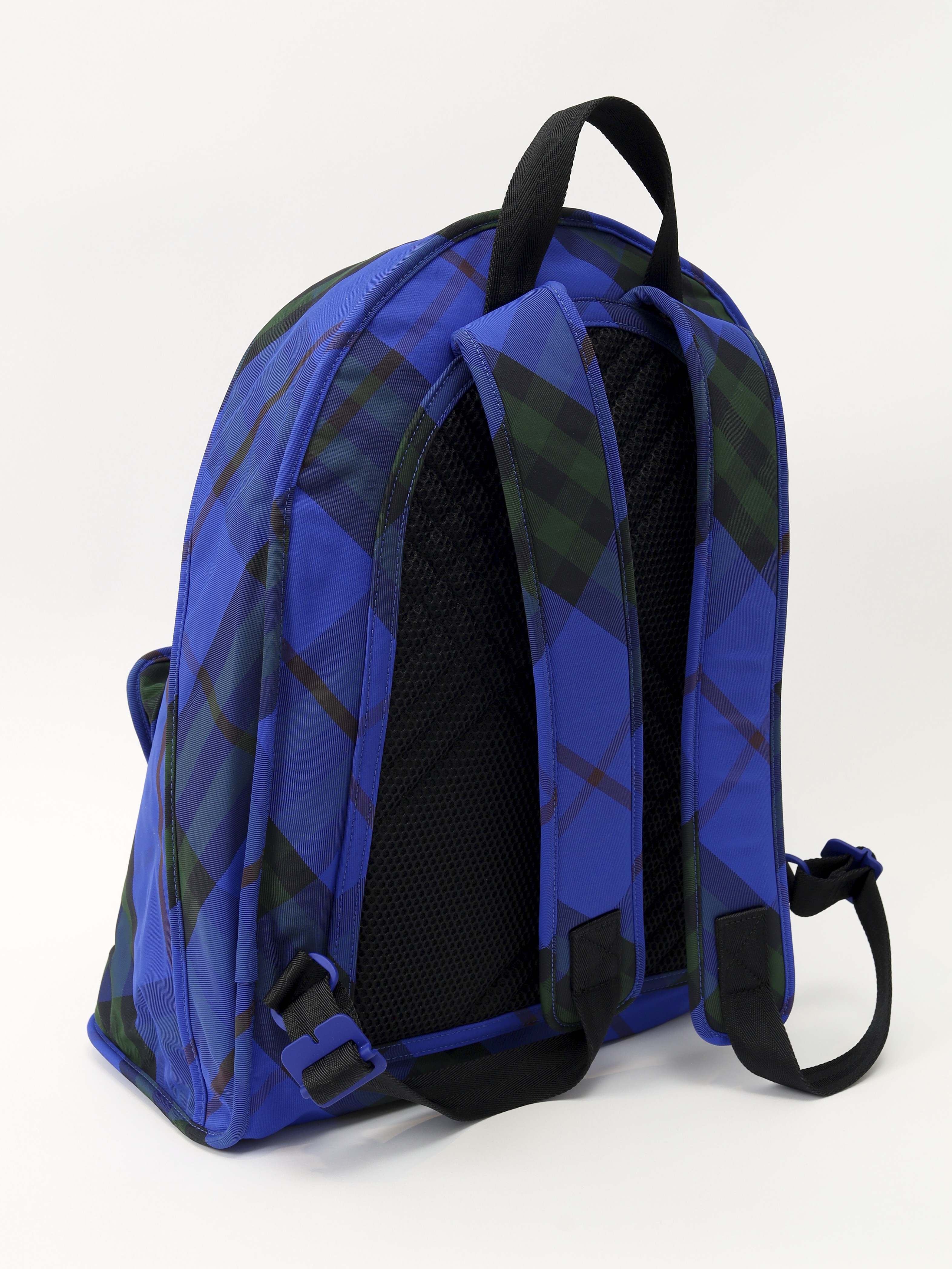 Burberry Shield 3