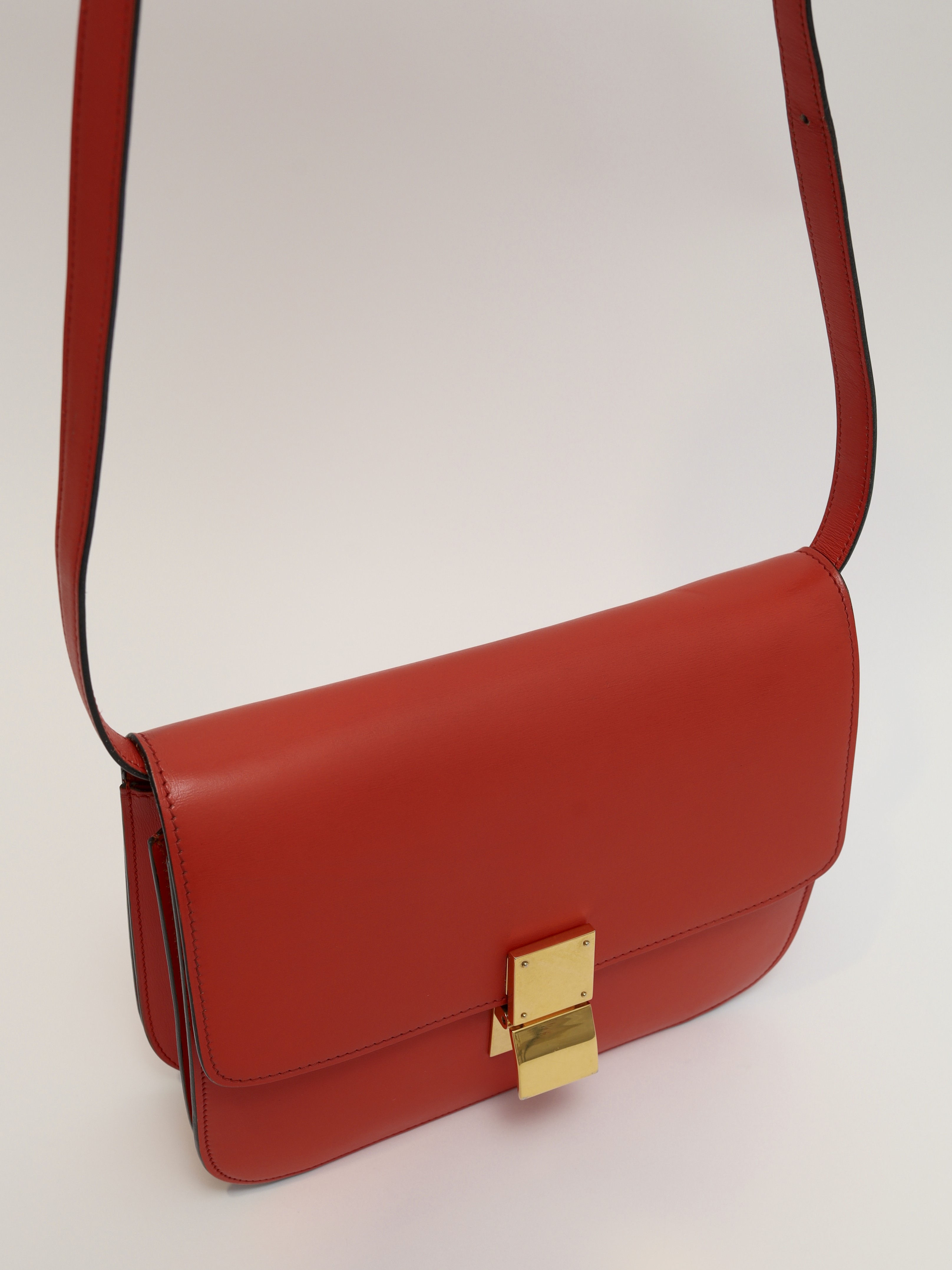 Celine Classic  4