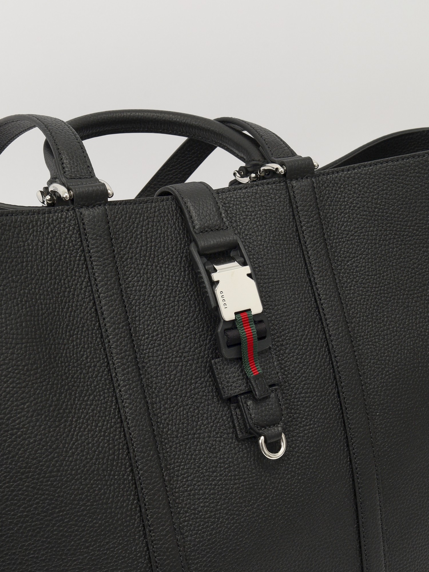 Gucci Maxi Tote  4