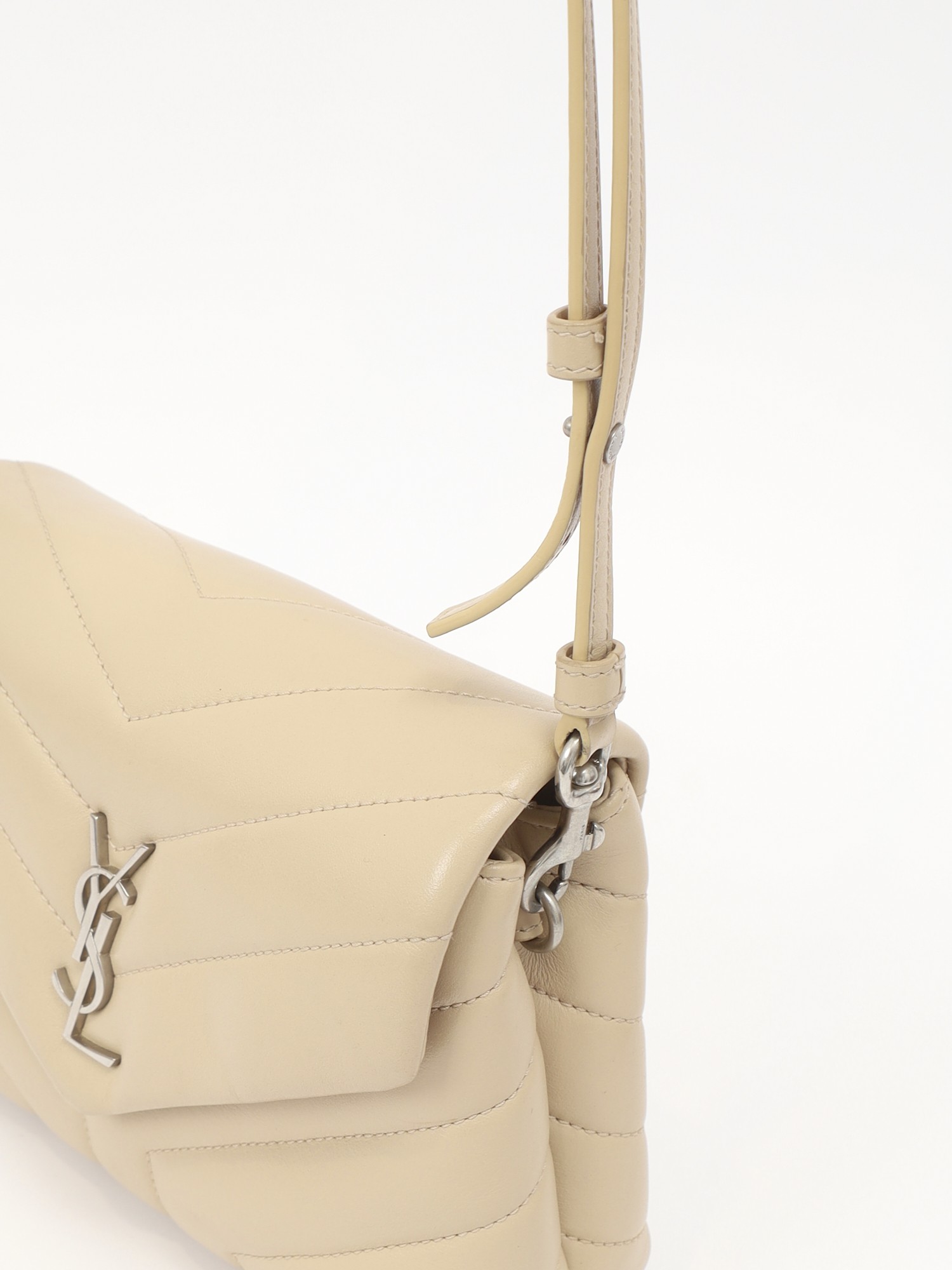 Saint Laurent Loulou  7