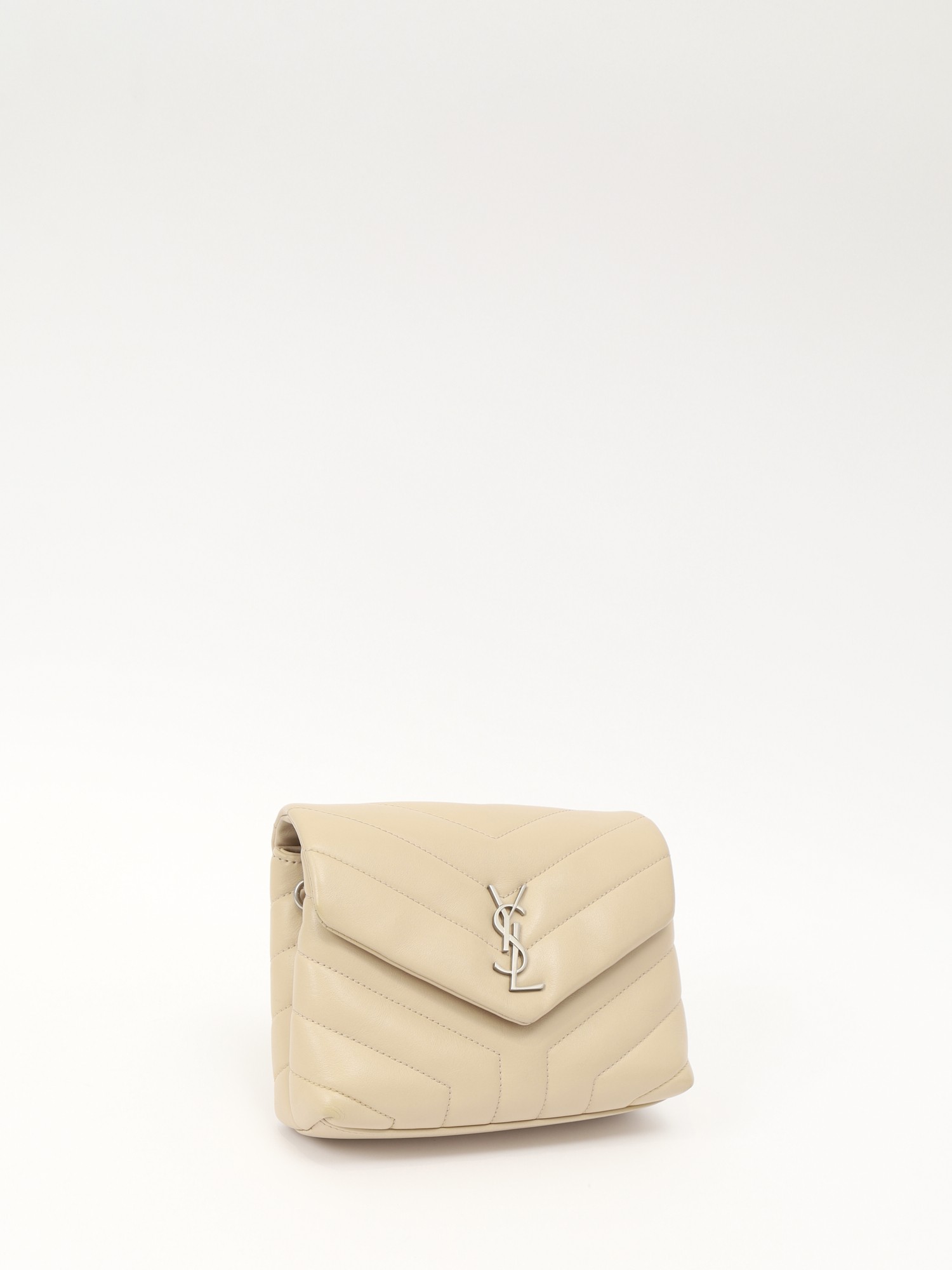 Saint Laurent Loulou  2
