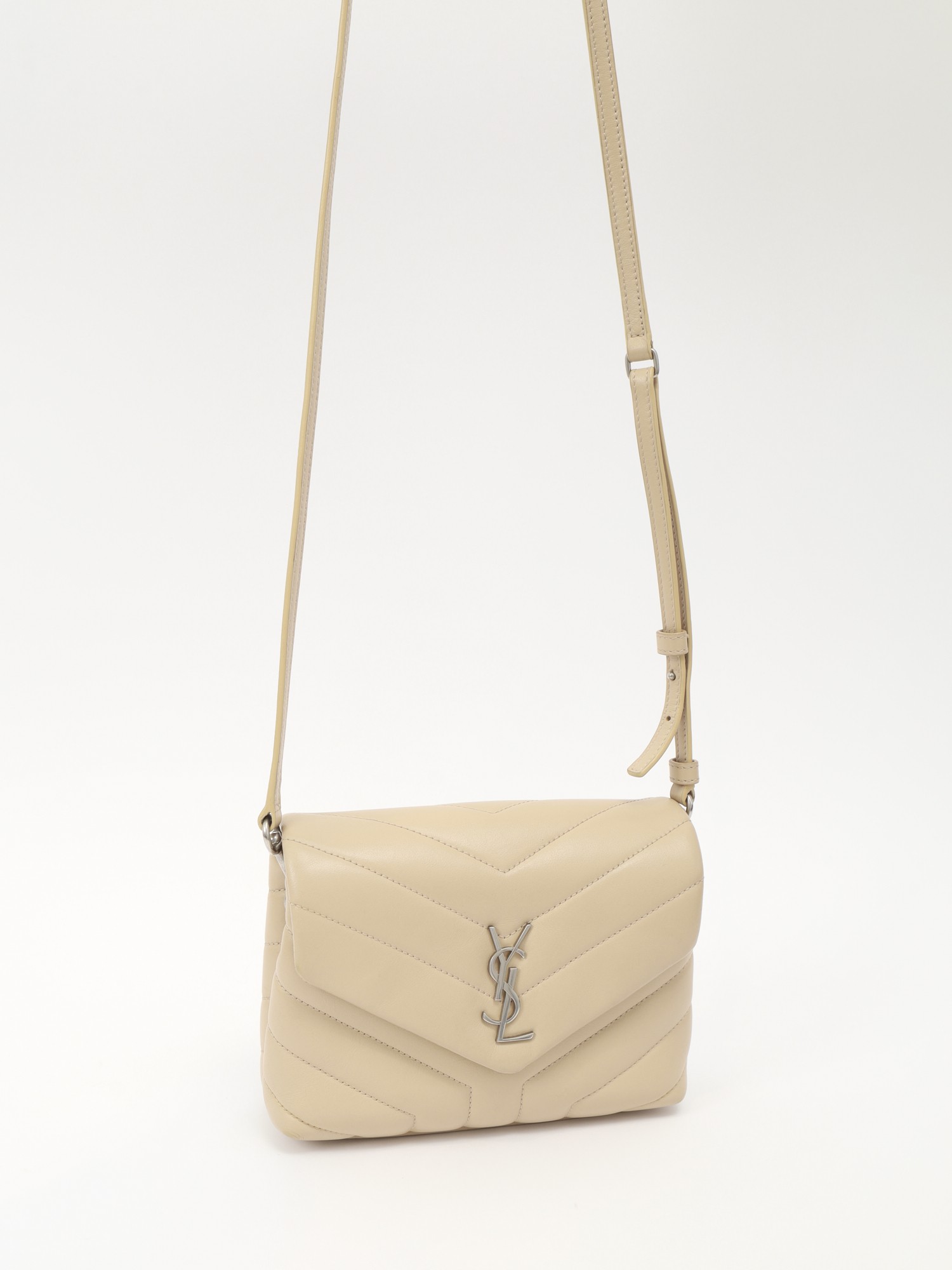 Saint Laurent Loulou  4