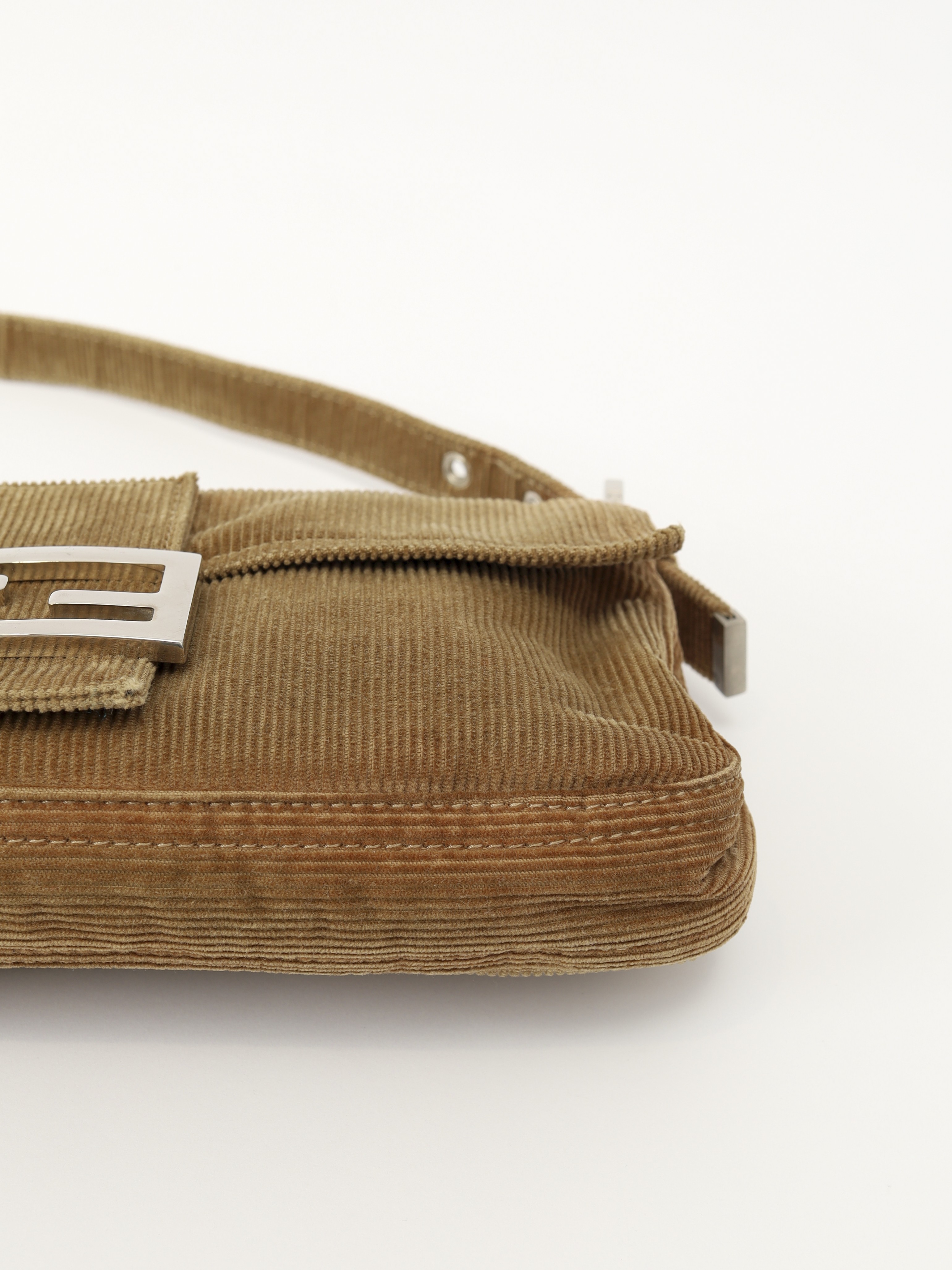 Fendi Baguette 7