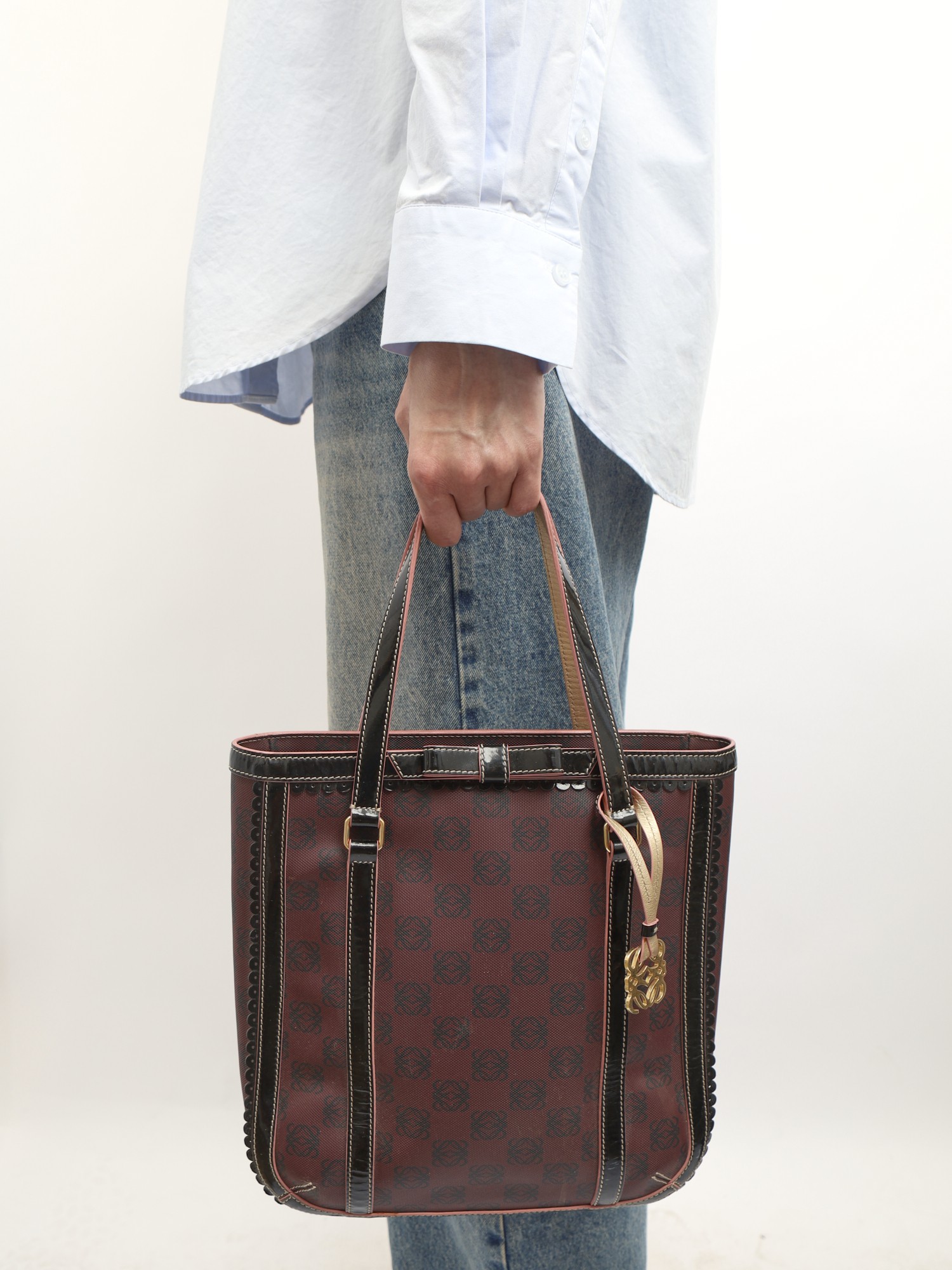 Loewe Anagram 1