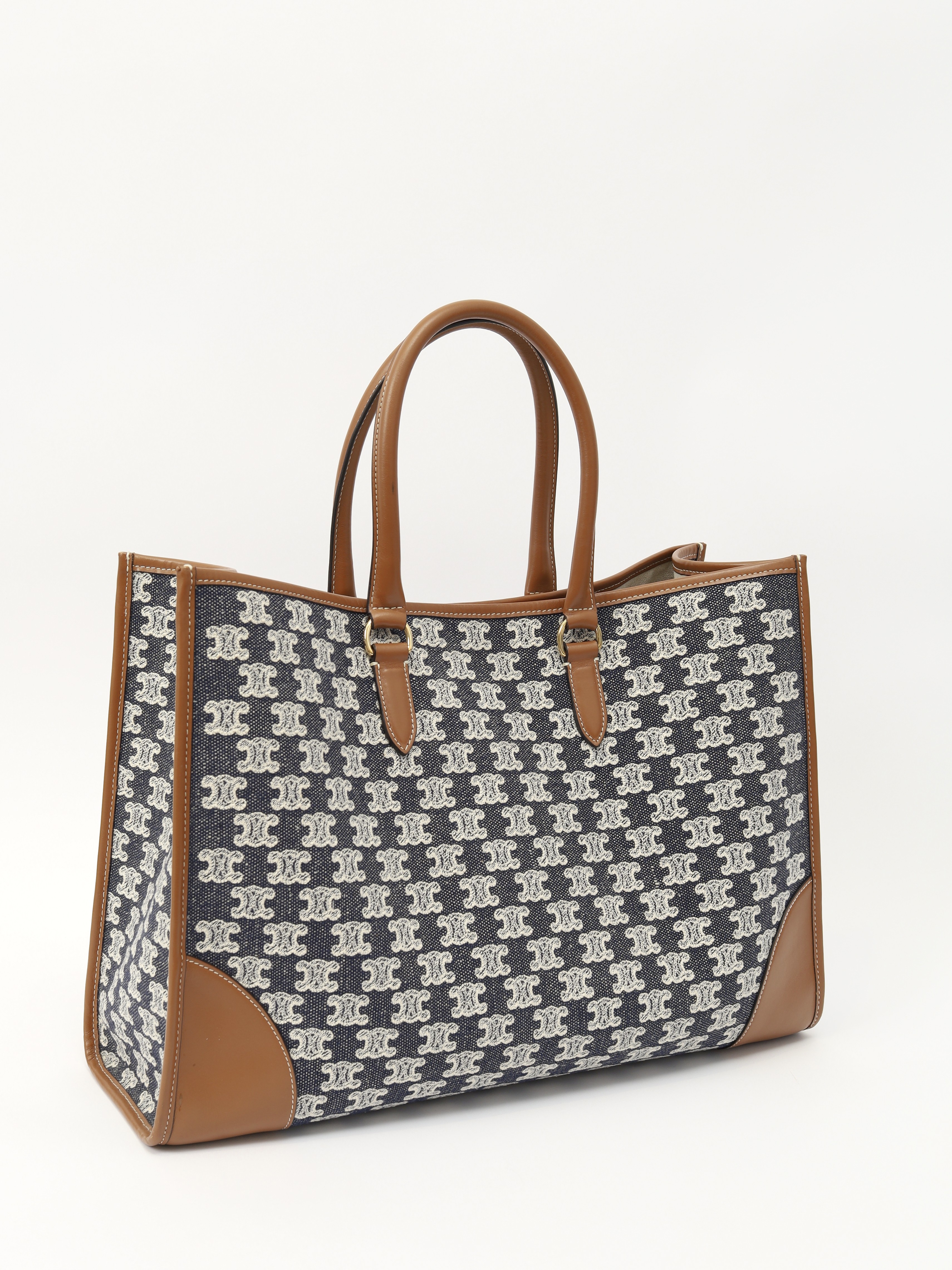 Celine Triomphe 3