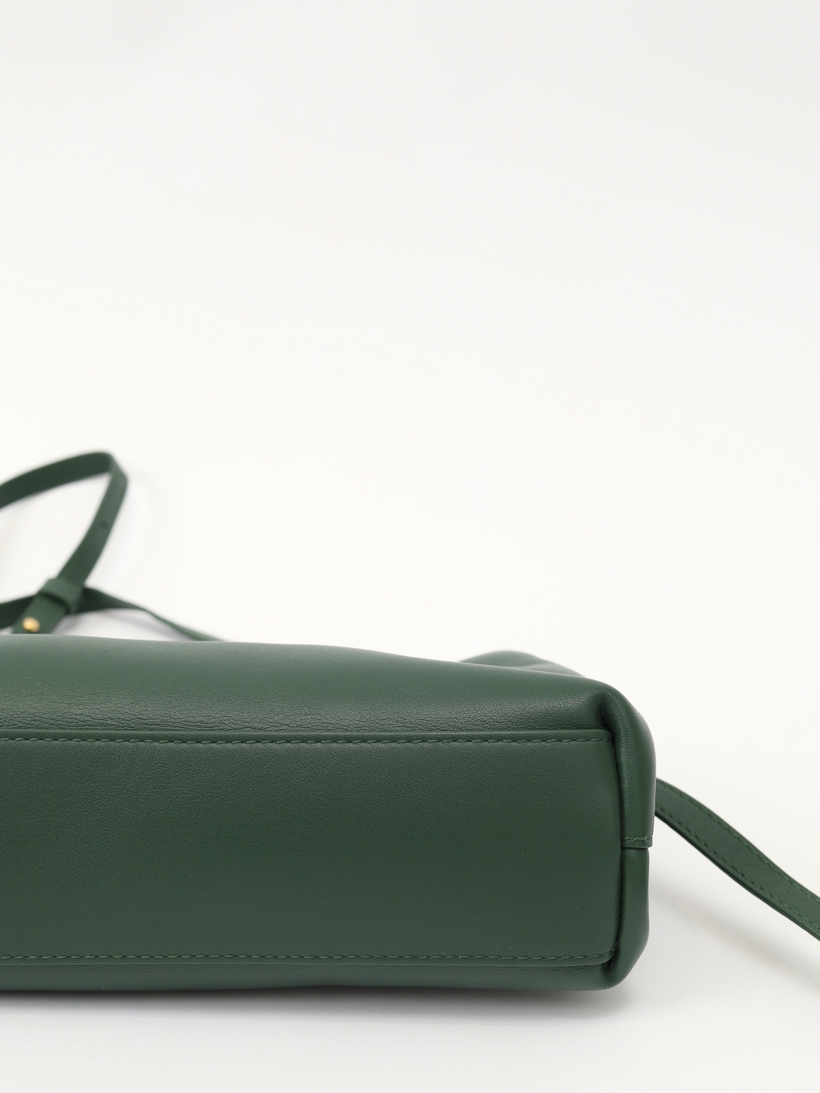 Bottega Veneta Point 7