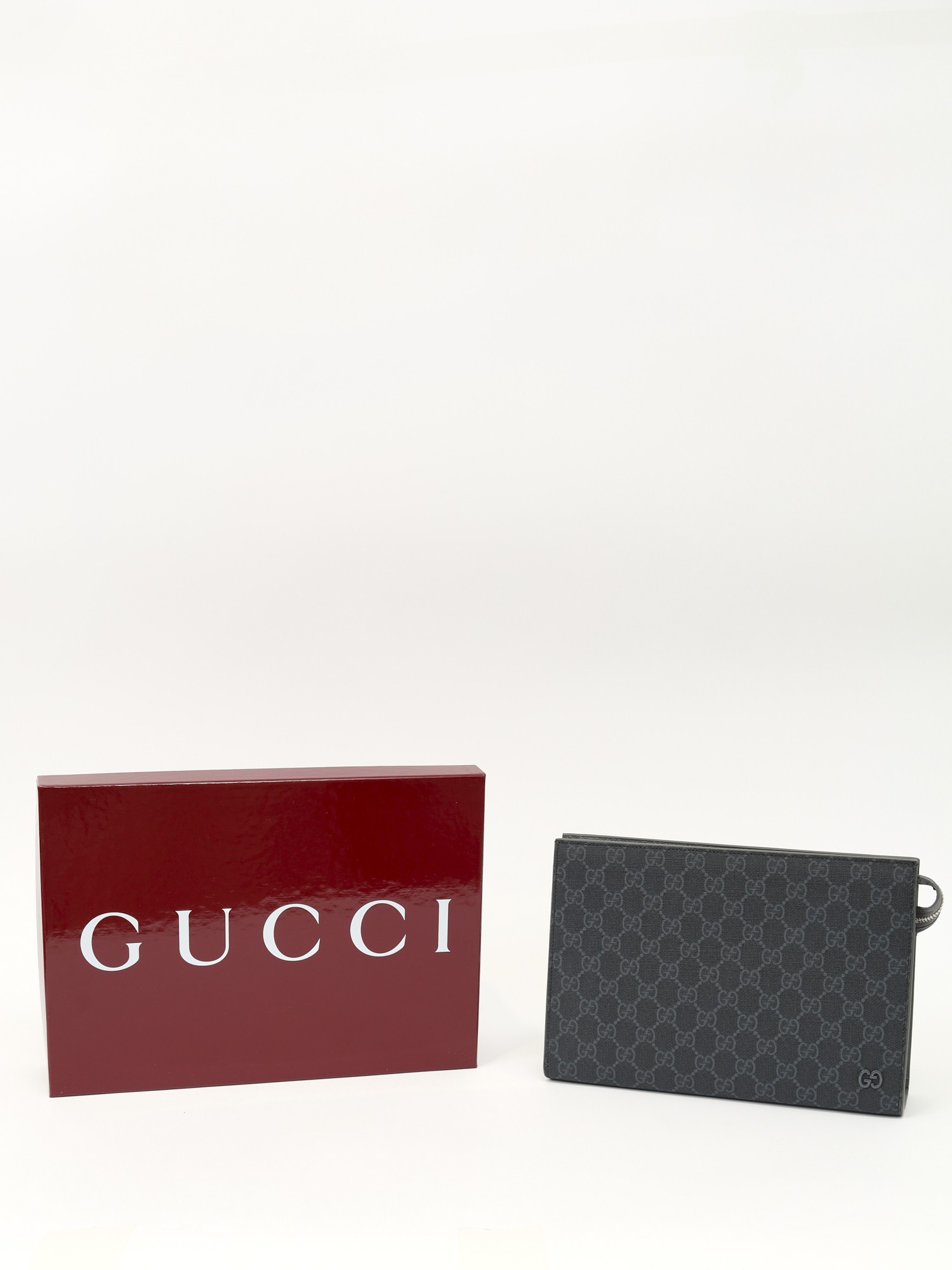 Gucci GG Supreme  2
