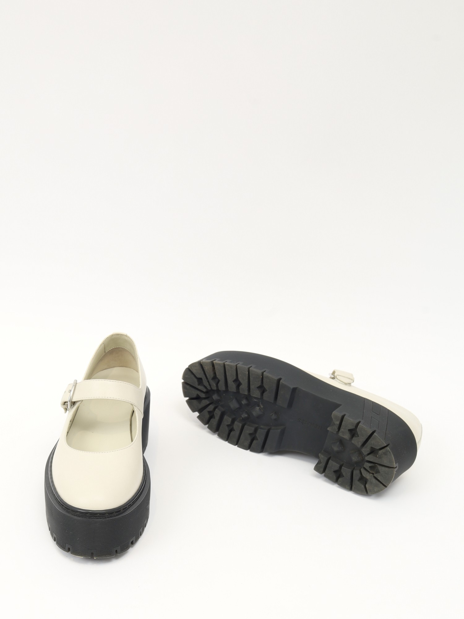 Hermes Shoes 38.5 10