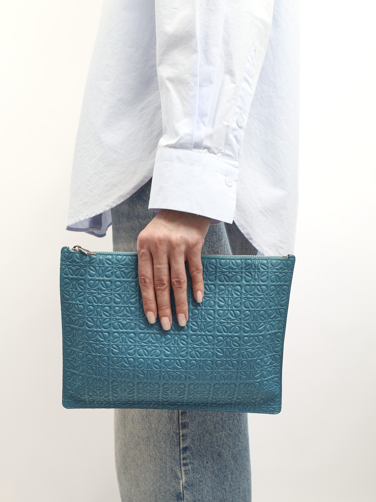 Loewe Anagram 1