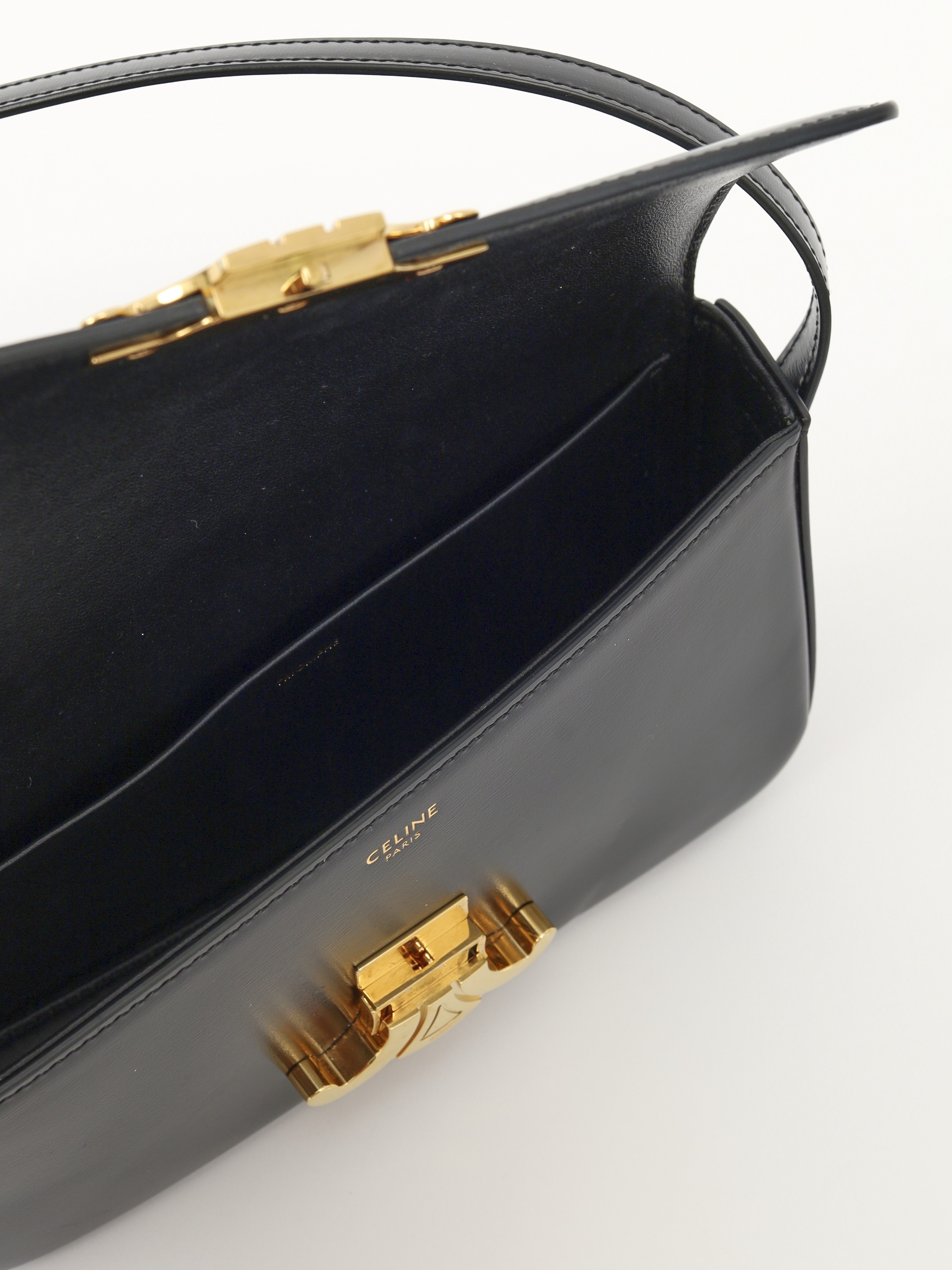 Celine Triomphe 8