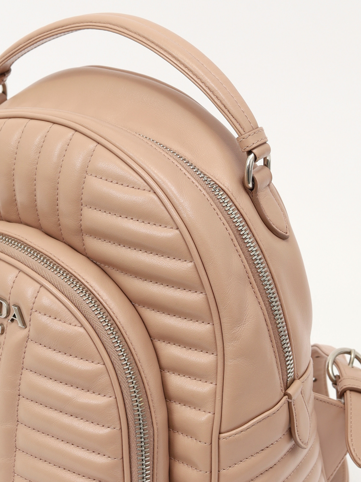 Prada Diagramme  6