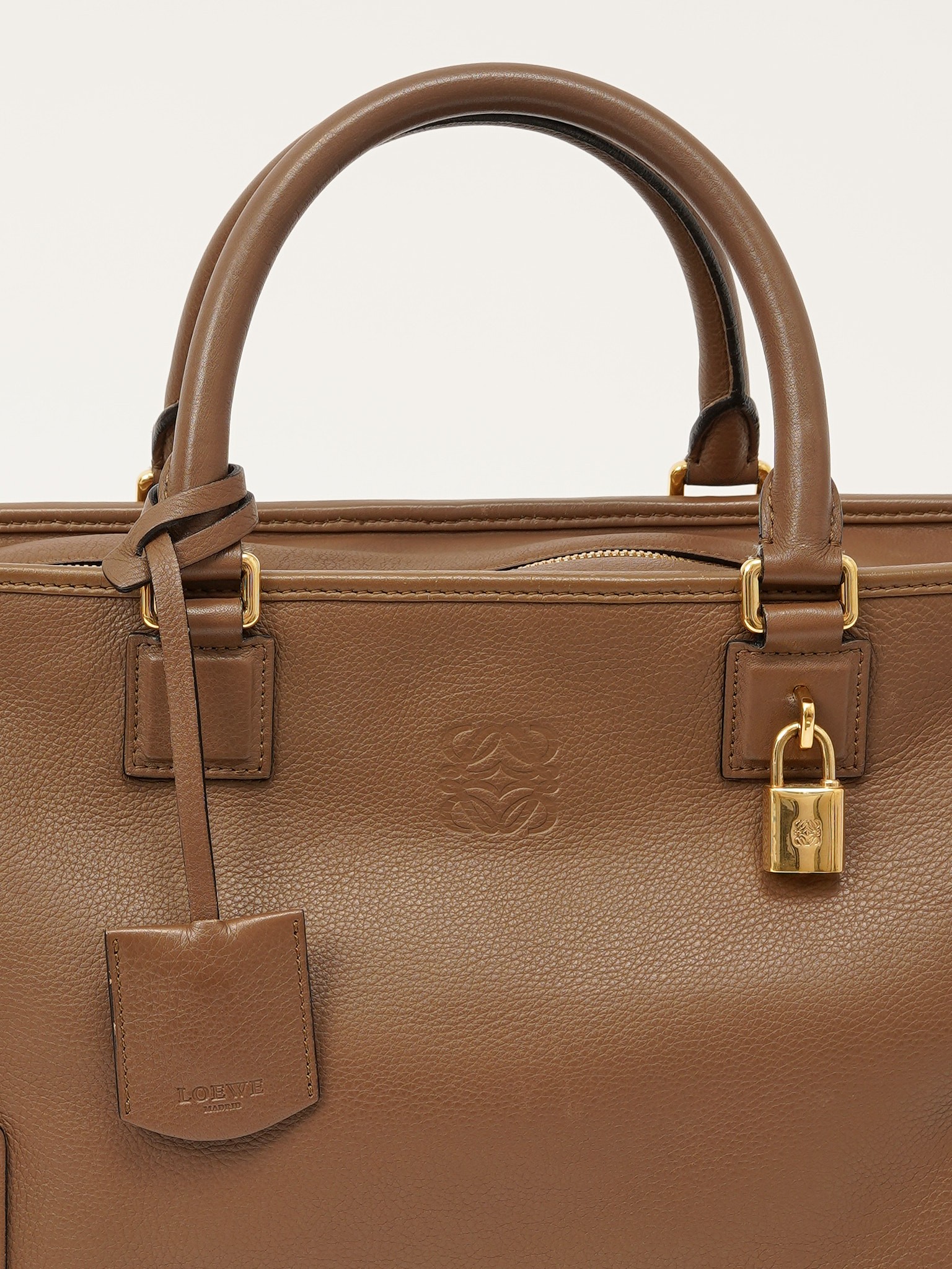 Loewe Amazona 5