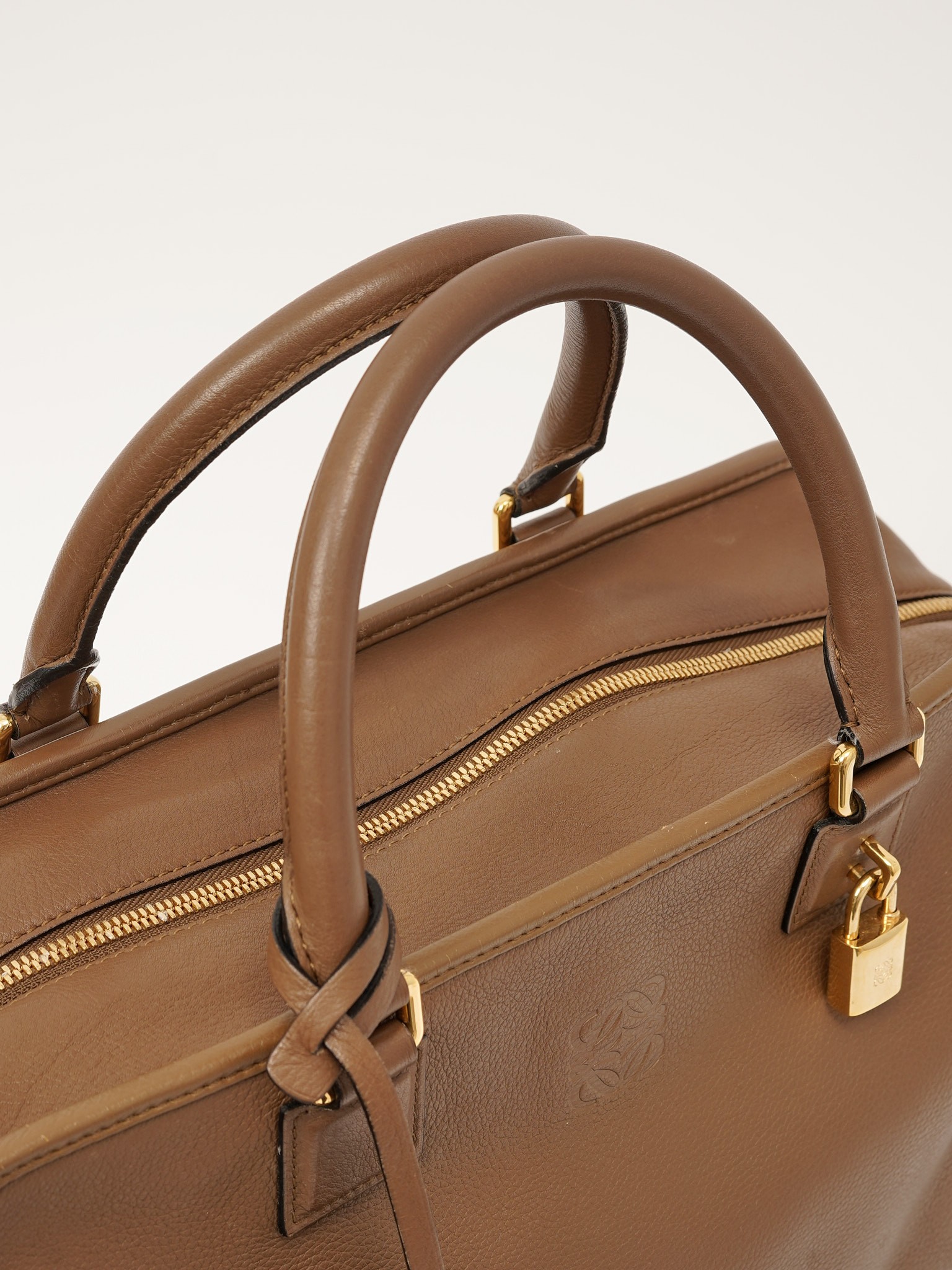 Loewe Amazona 4