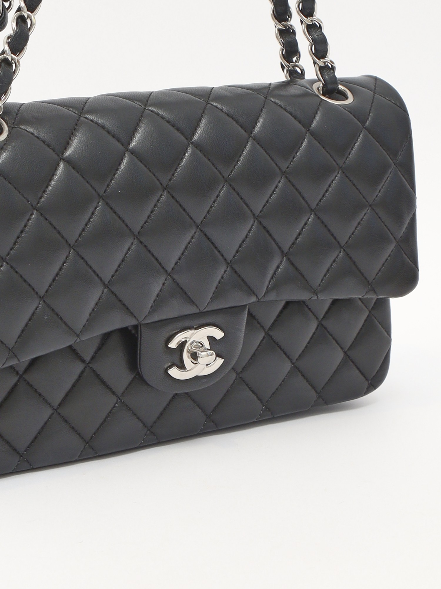 Chanel Timeless Classic 5