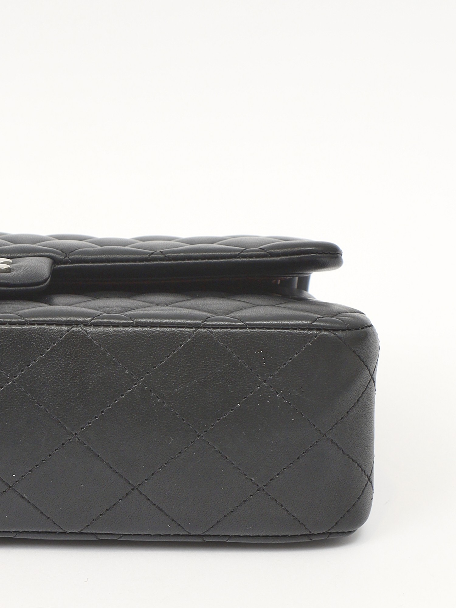 Chanel Timeless Classic 9